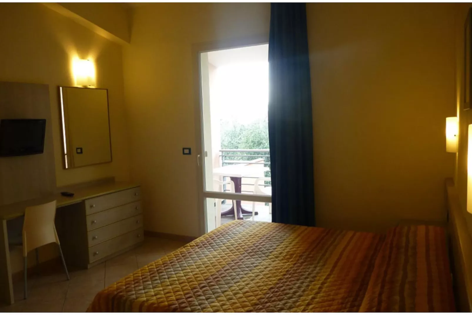 Villaggio Borgoverde TWO-ROOM APARTMENT 5 PAX - B5-Slaapkamer