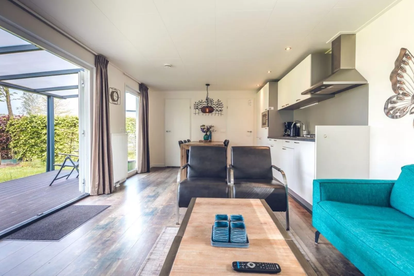 Forest Edge Chalet | 2 - 6 people-Woonkamer