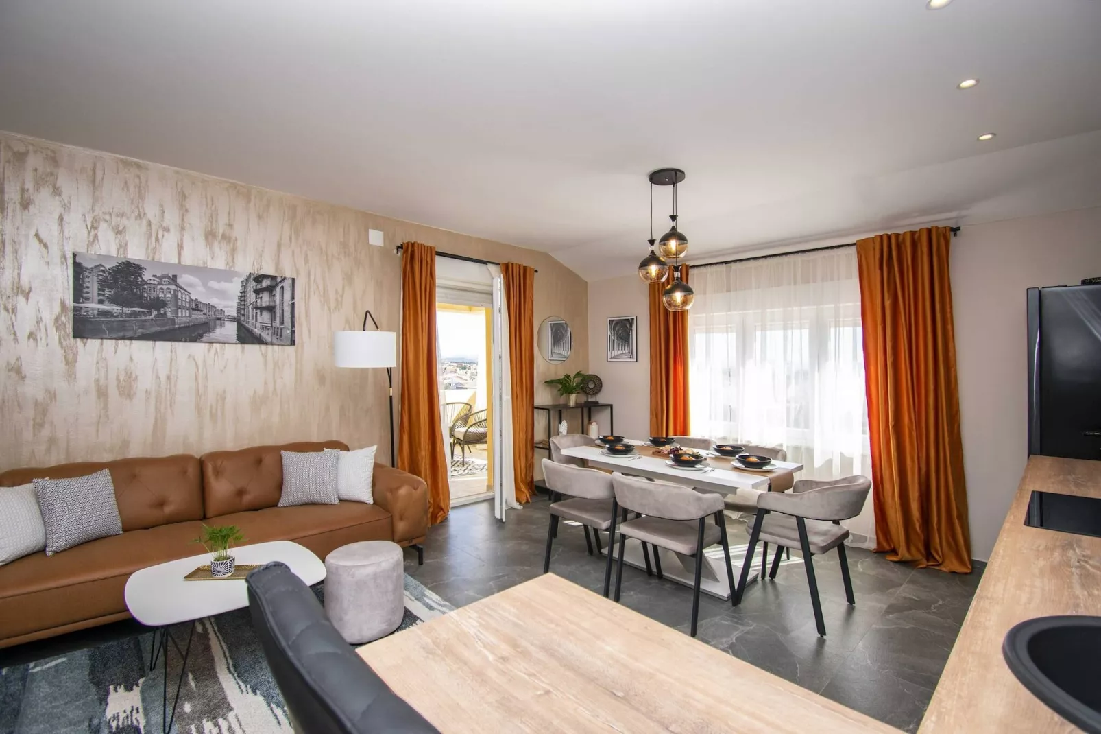 Garden Boutique Apartments - Diora-Woonkamer