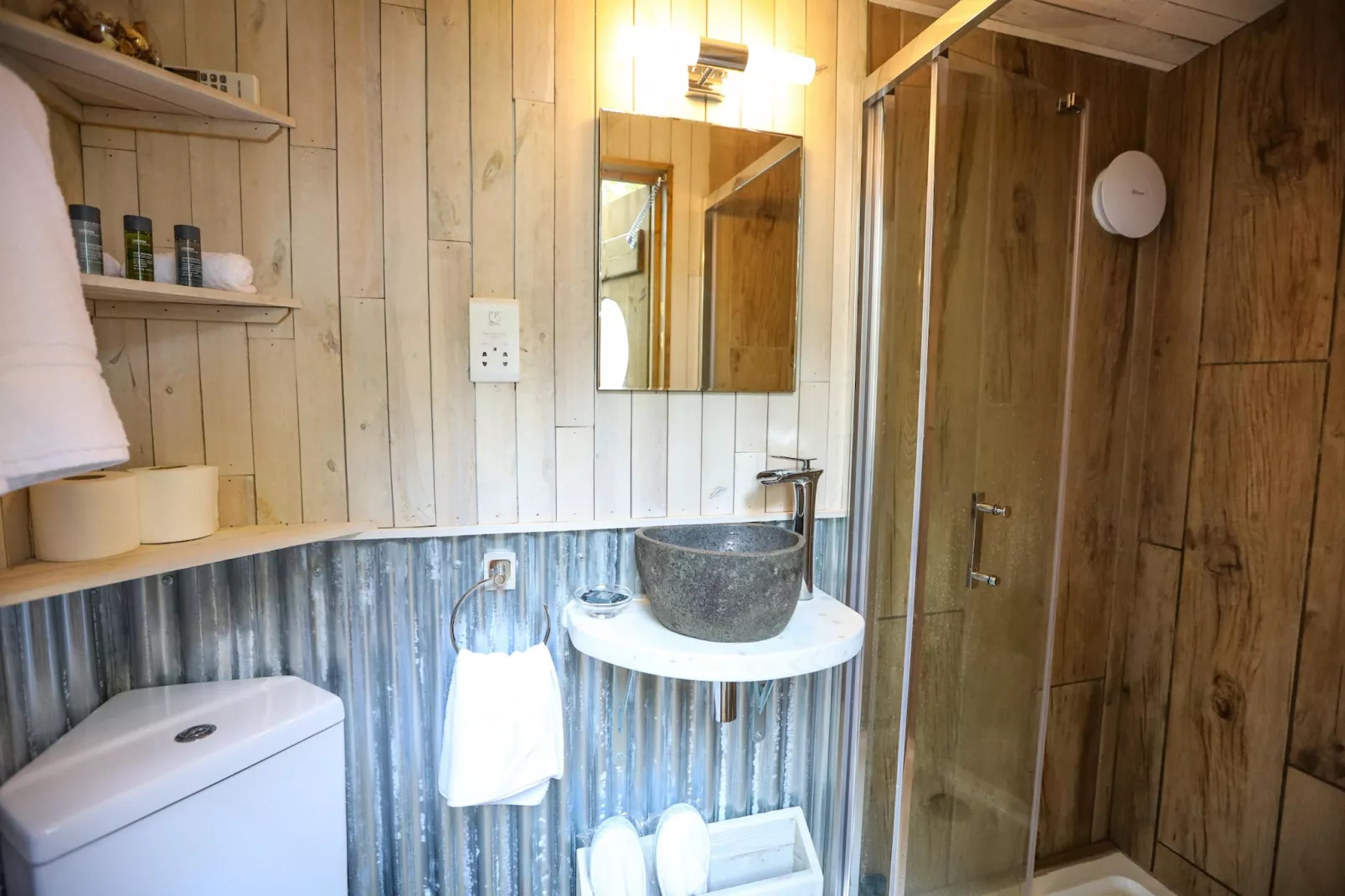 Hever Luxury Dome-Badkamer