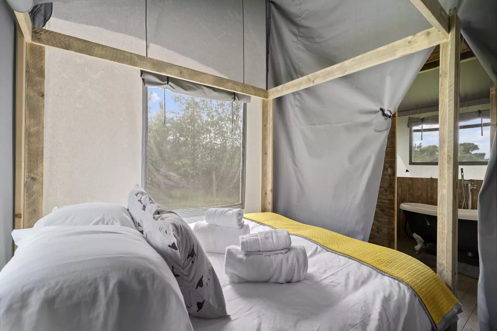 The Herdwick Safari Tent-Slaapkamer