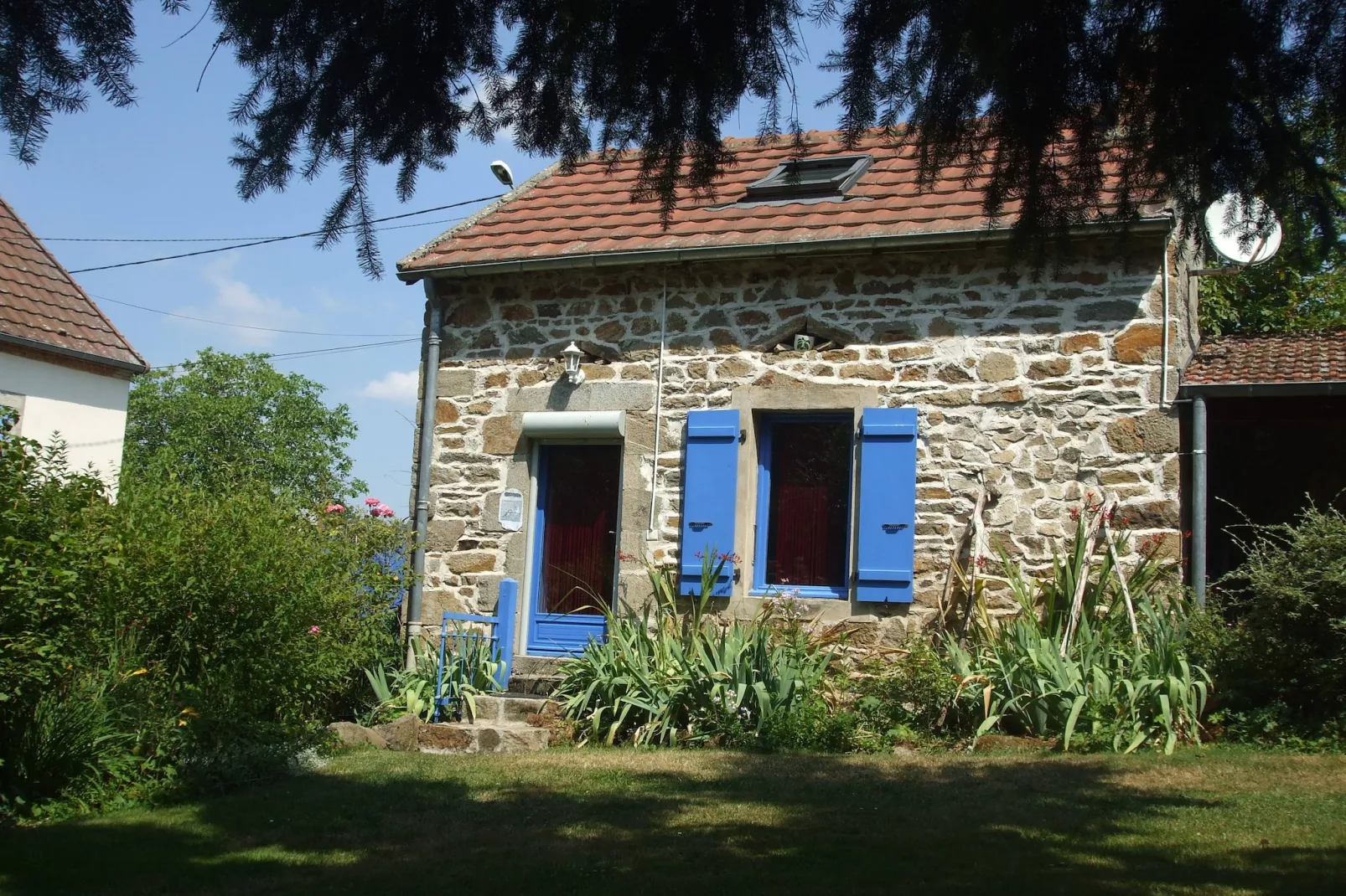 Le Dauphin bleu-Buitenkant zomer