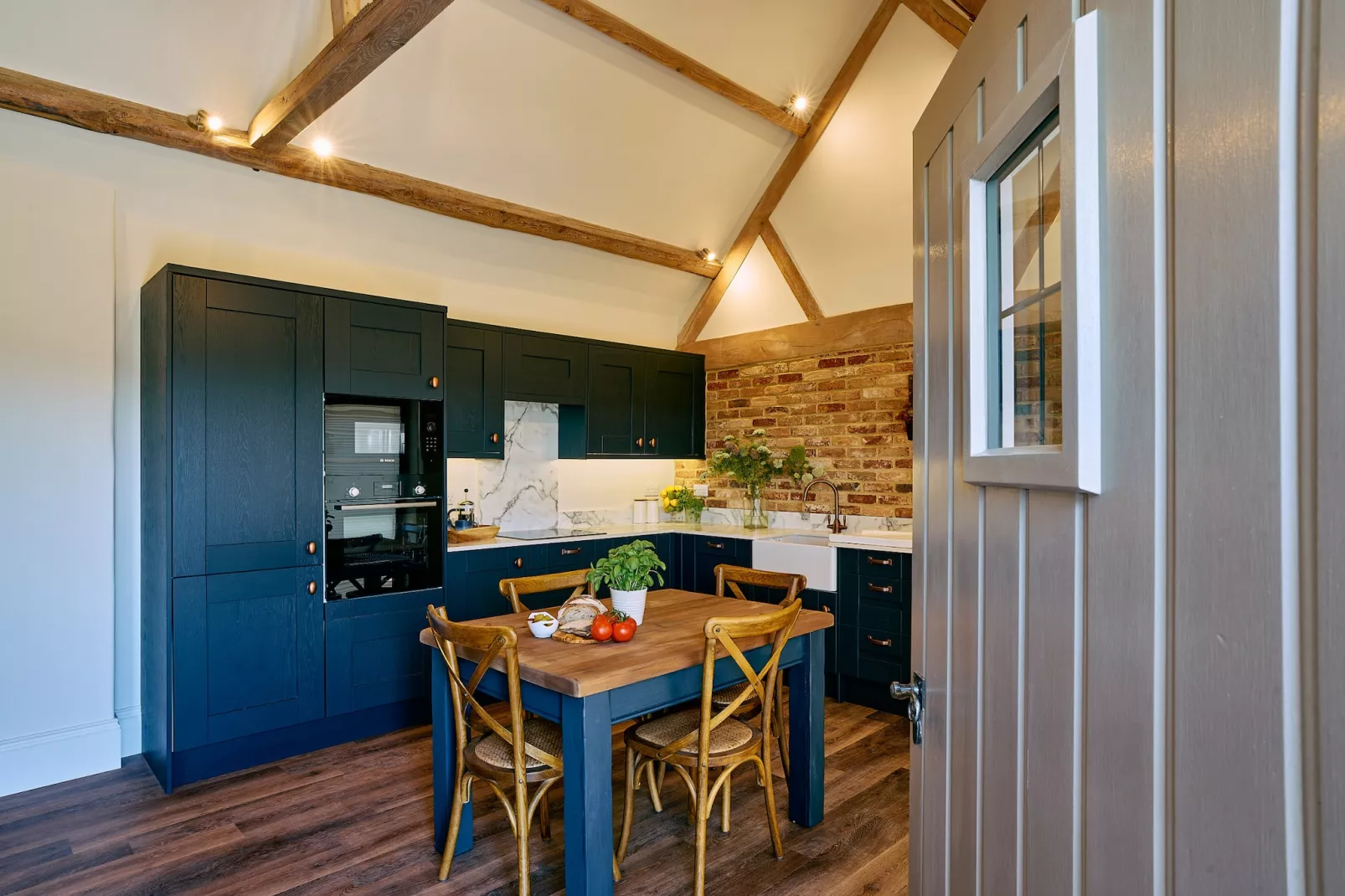 The Shooting Lodge at Mount Pleasant Barns-Eetkamer