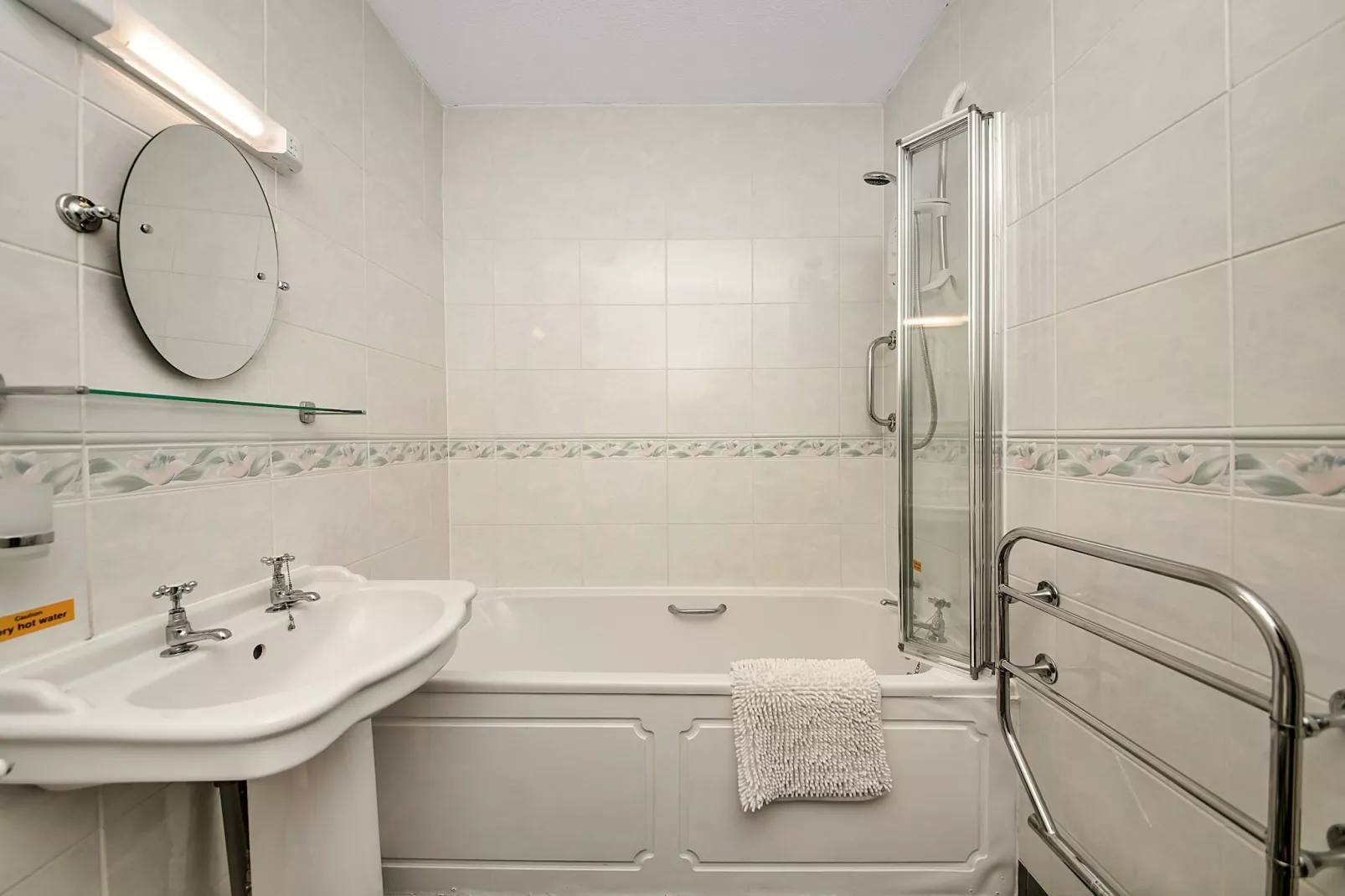 Hambleton Hall Apt-Badkamer