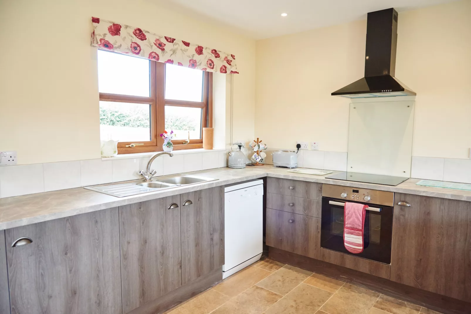 Quail's Nest Cottage-Keuken