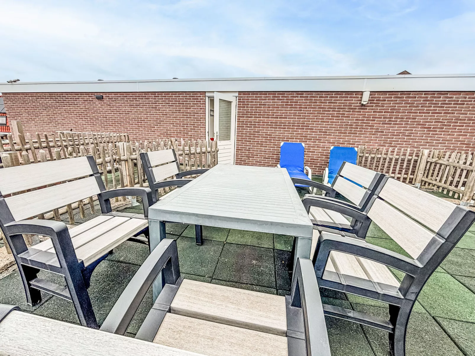 Beach House Westkapelle 105.4-Buiten