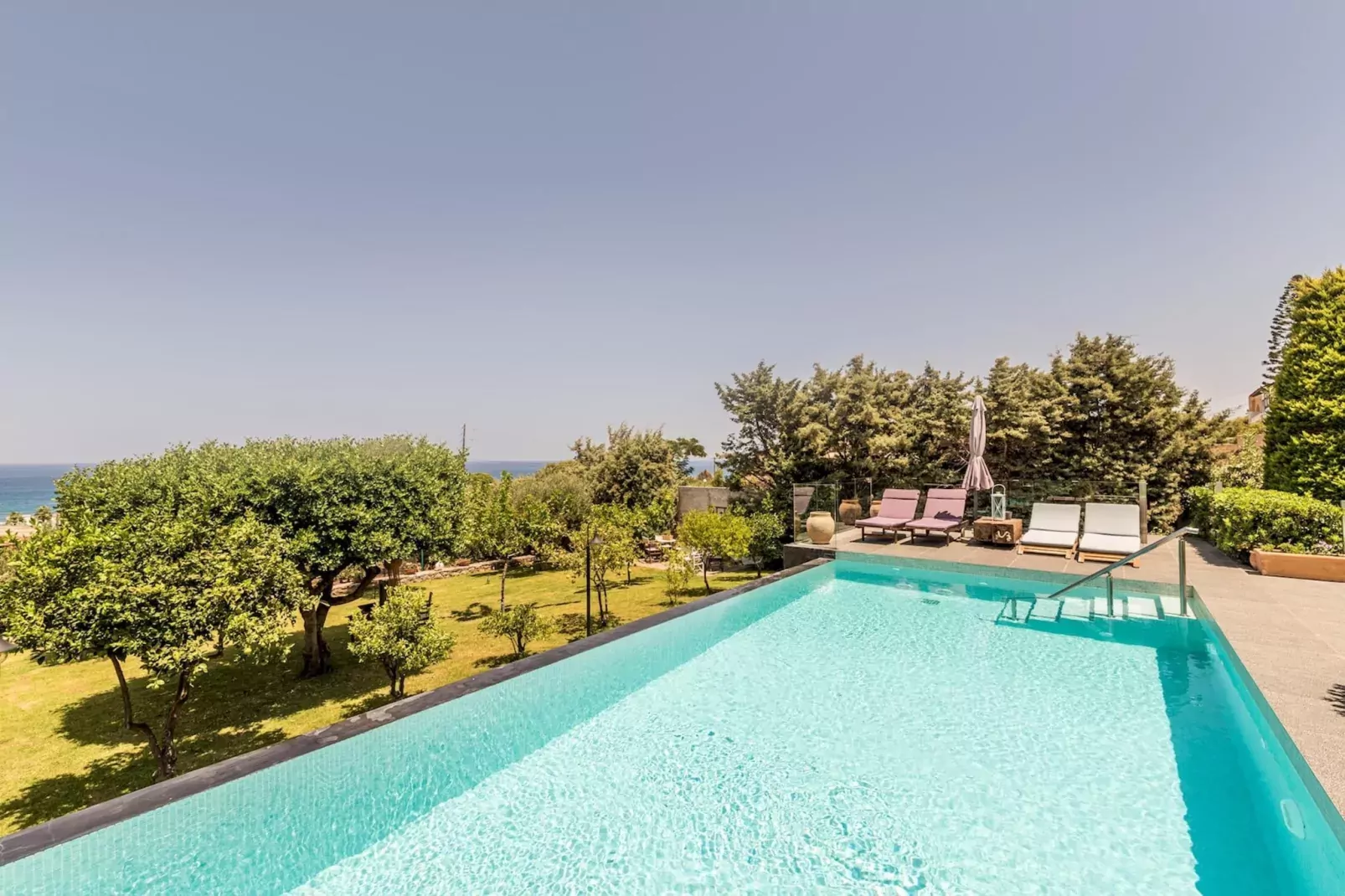 Golden Crest Villa-Zwembad