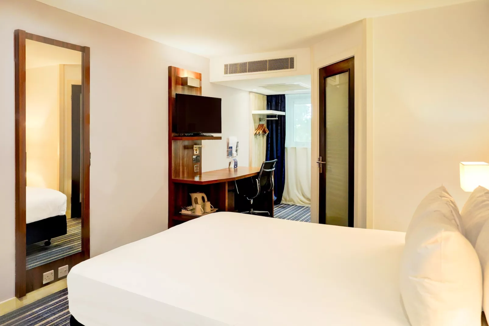 Belvilla Crewe City Centre Hotel Sta Twin-Slaapkamer