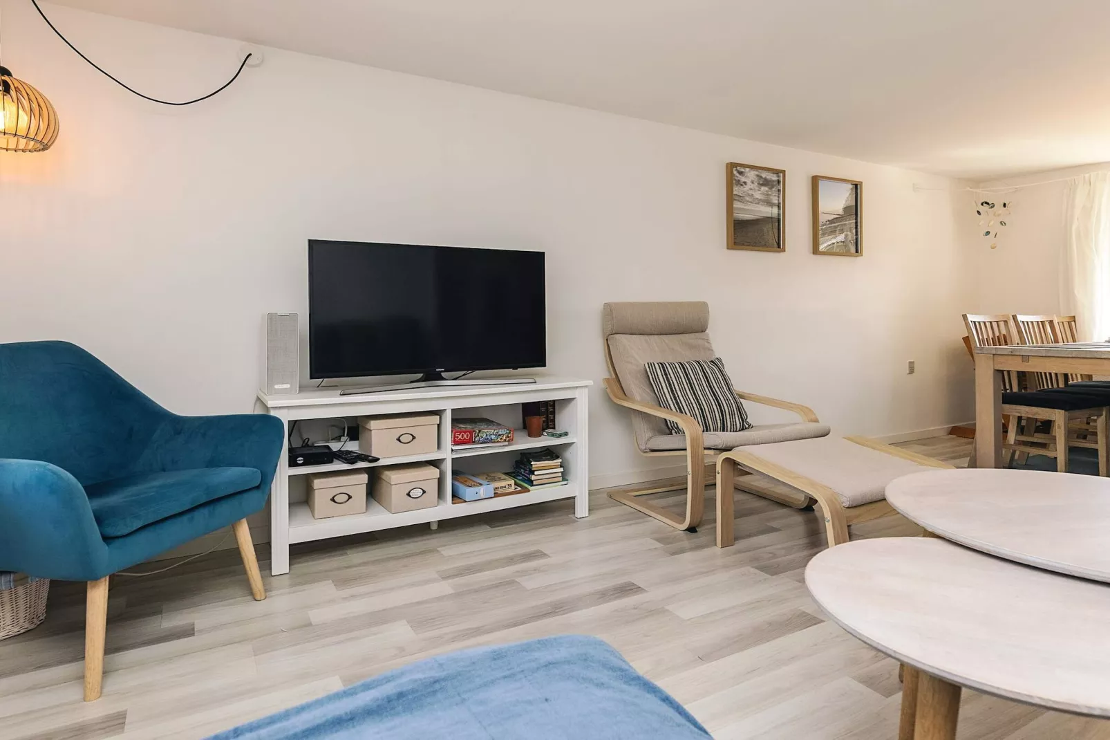 Idyllisch rietgedekt huisje-By Traum-Binnen