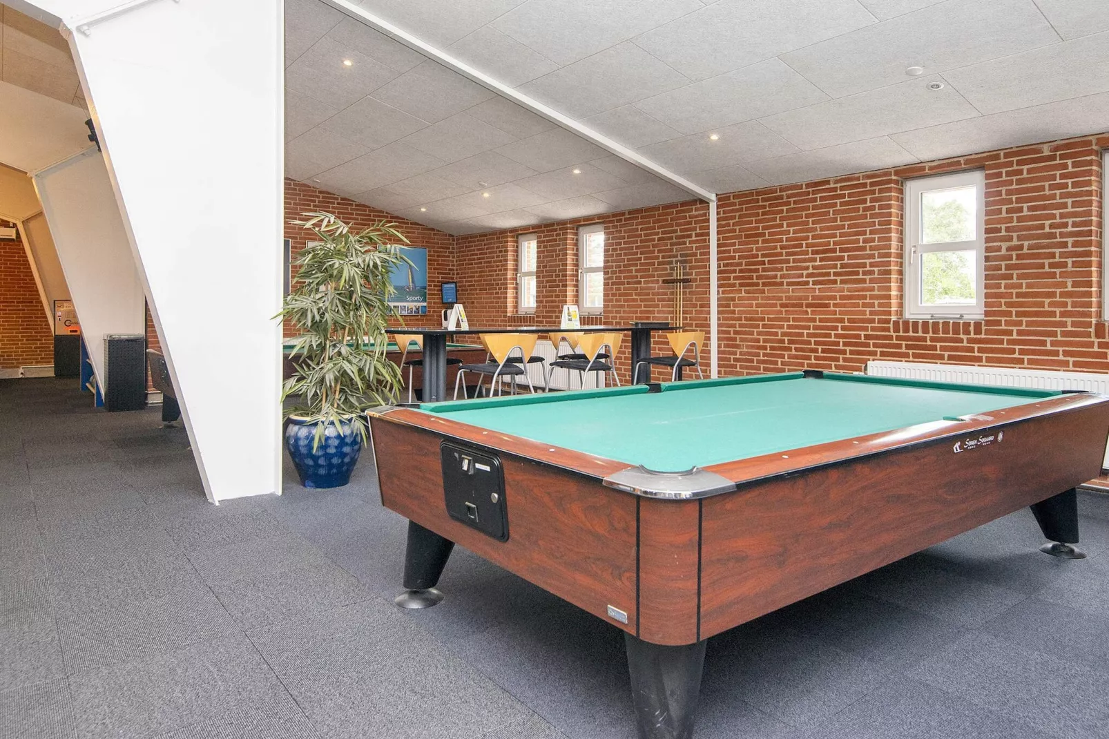 8 persoons vakantie huis op een vakantie park in Blåvand-Zonnekamer