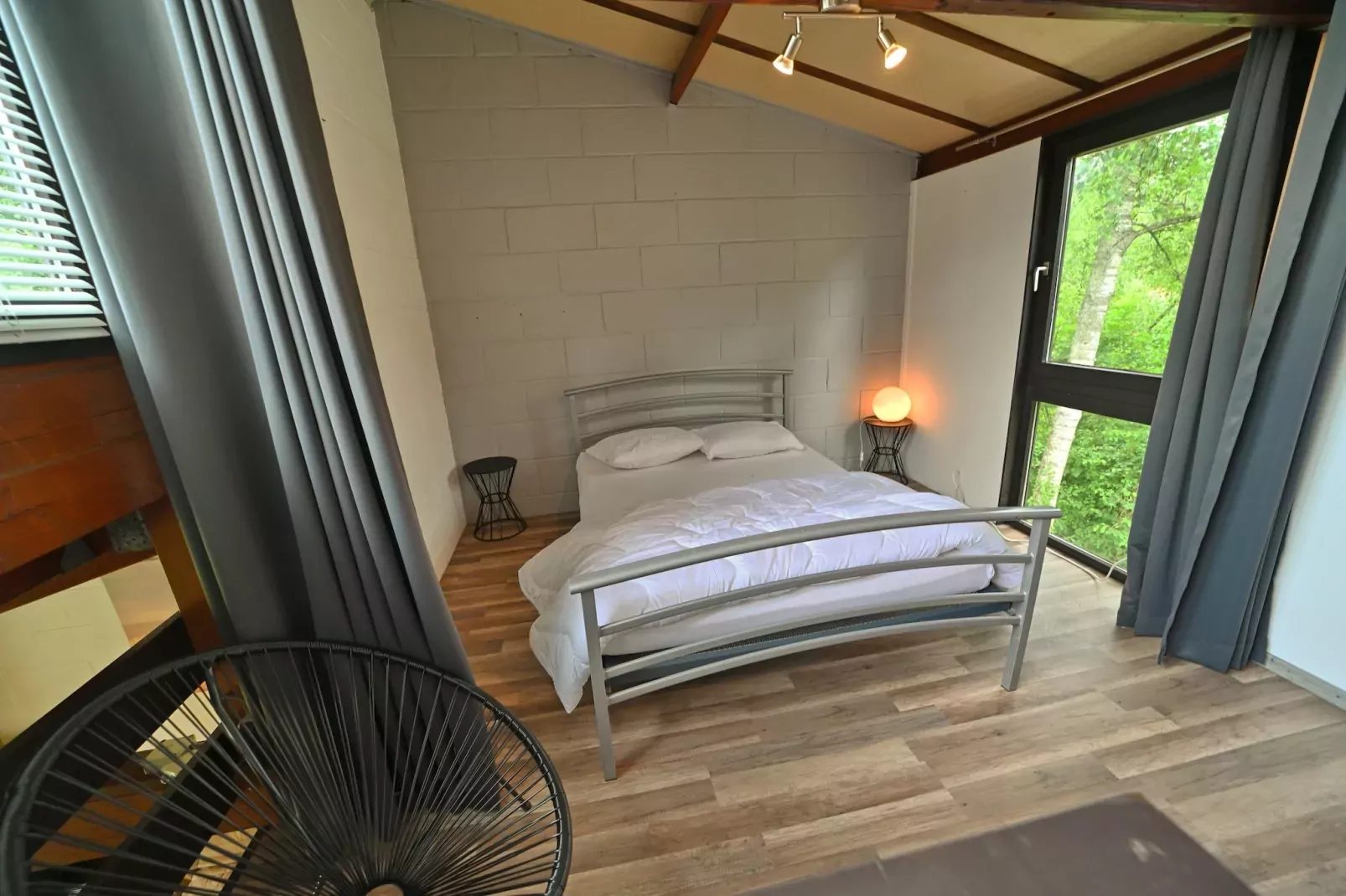 HORLES 114-Woonkamer