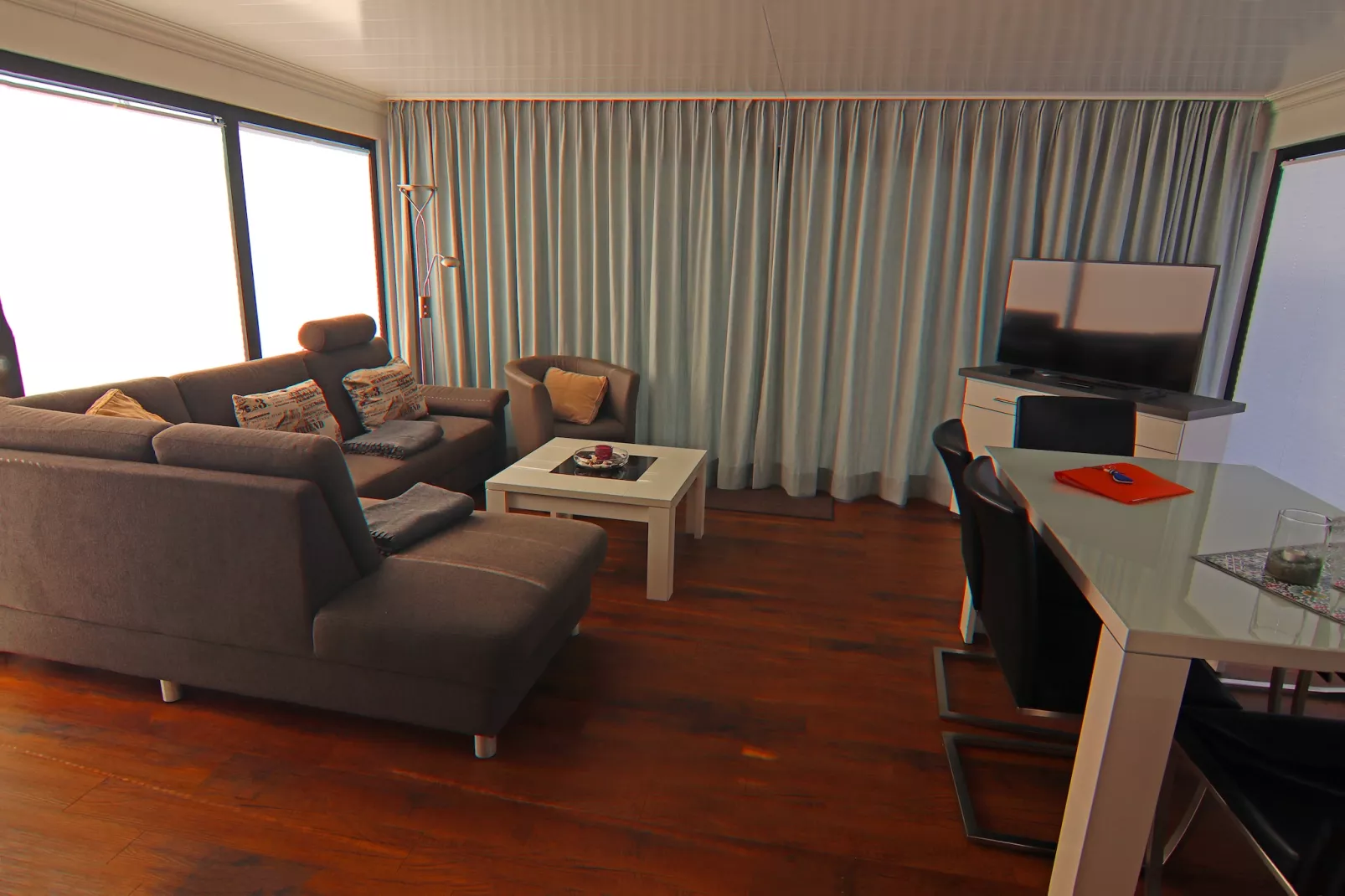 Hausboot Family & Friends LP2 / 1-2 Personen-Woonkamer