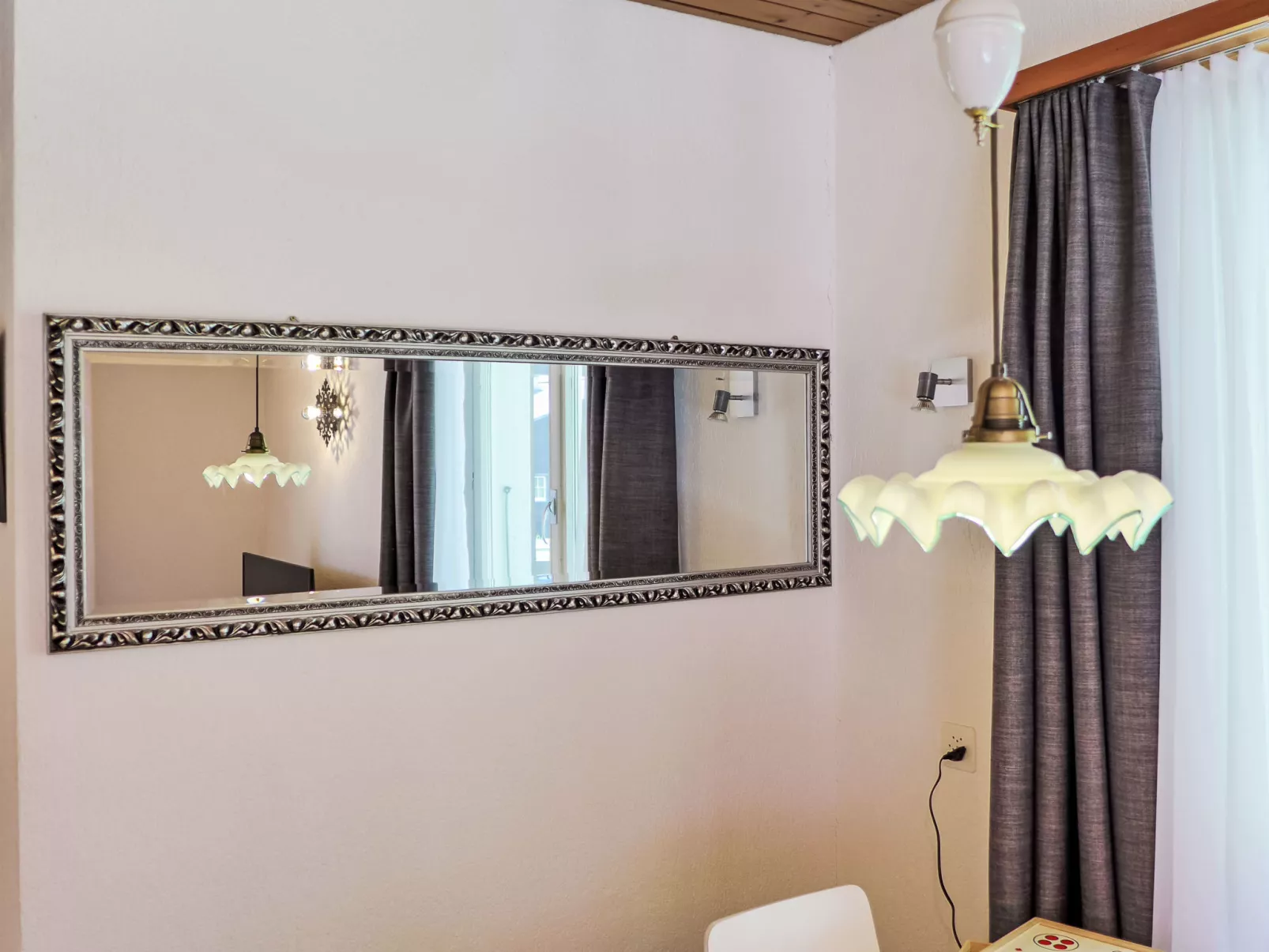 Chalet Almis-Bödeli-Binnen
