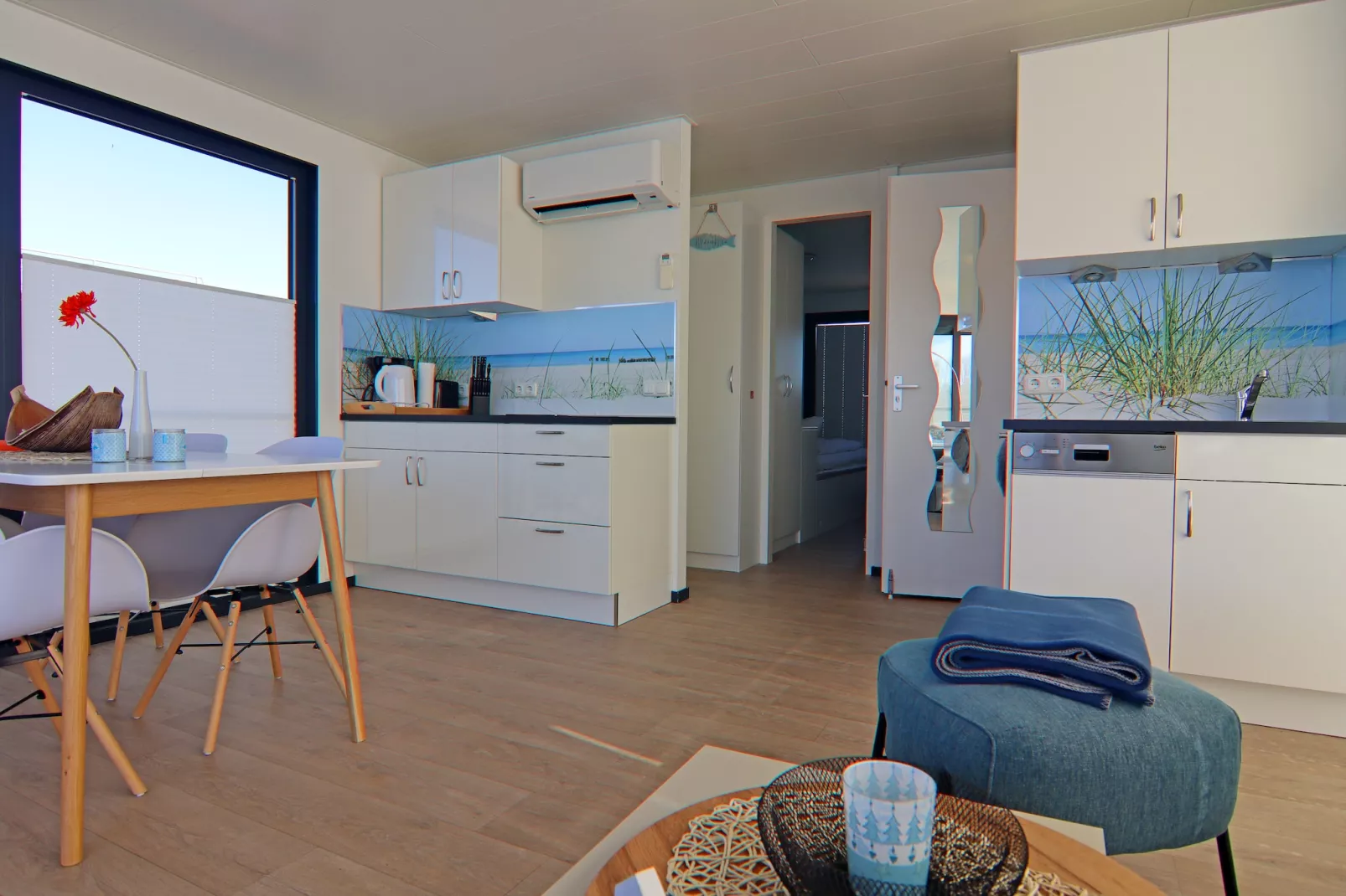 Hausboot Family & Friends LP 4 / 1-2 Personen-Eetkamer