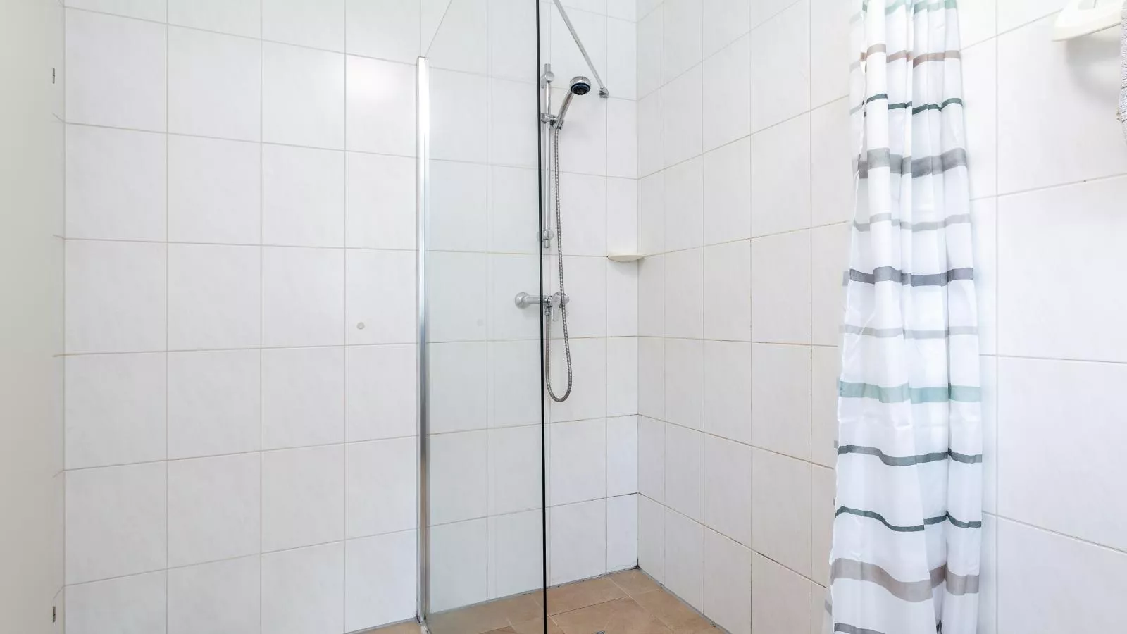 Haus Oliver 2-Badkamer