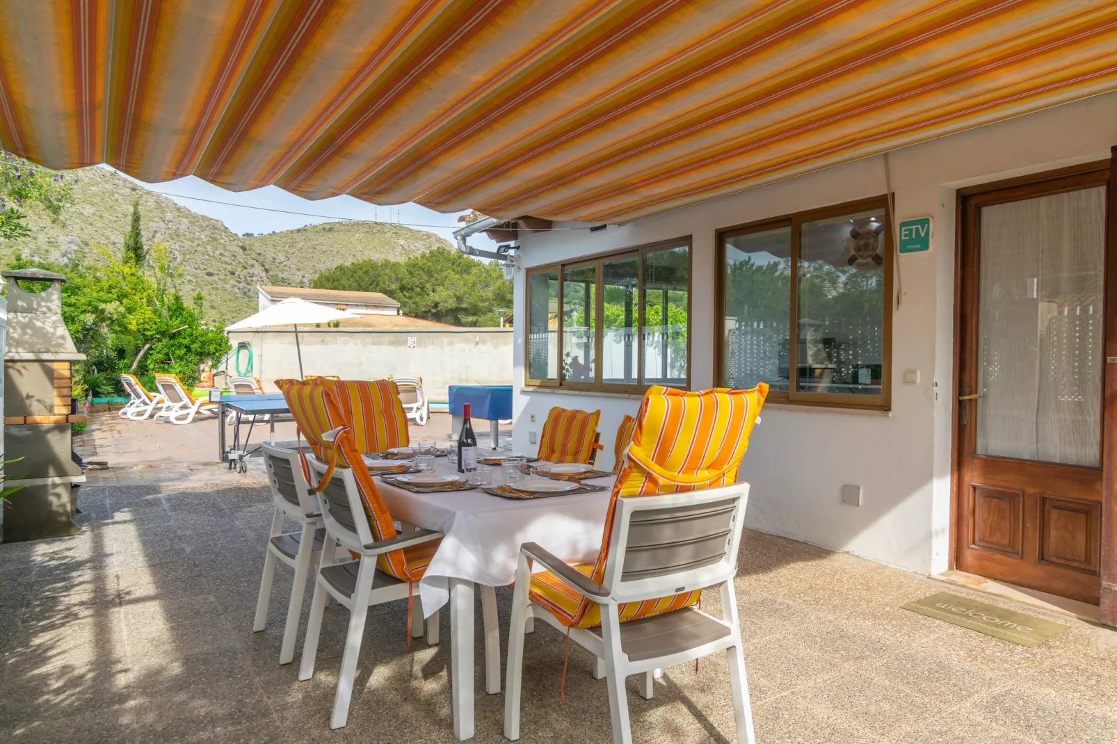 Villa Luna-Image-tags.