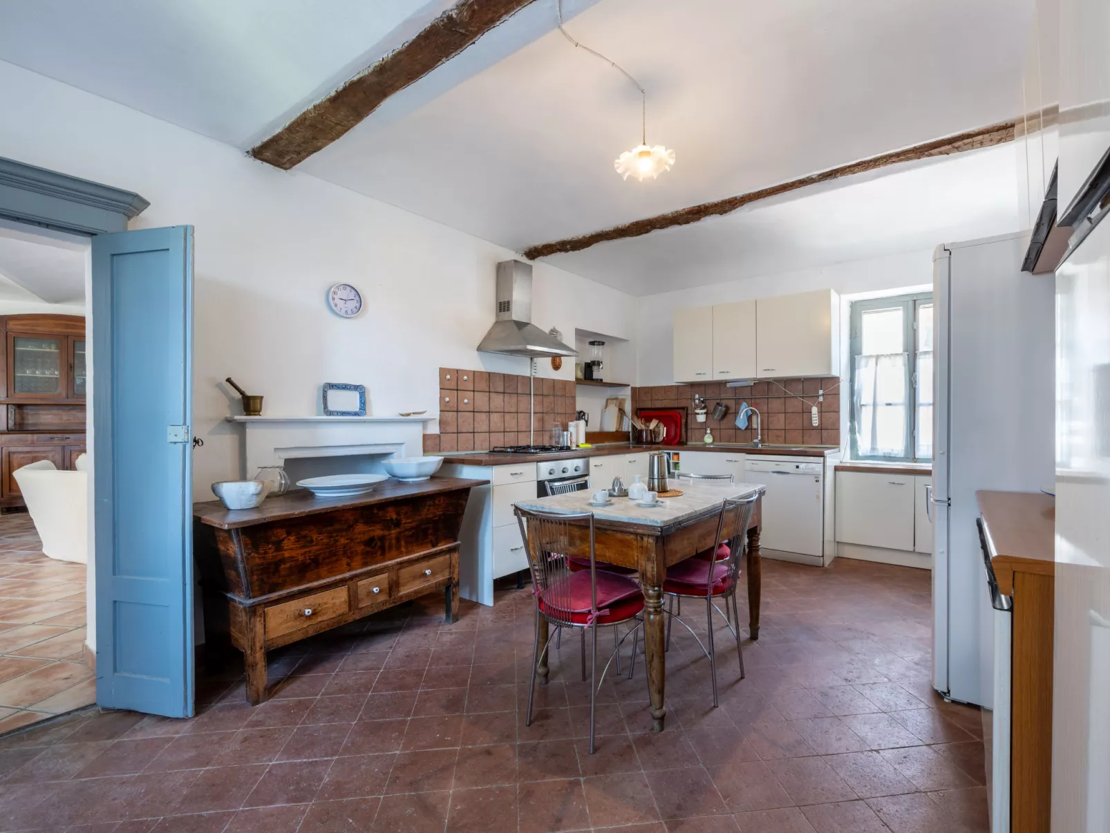 Relais San Desiderio-Binnen