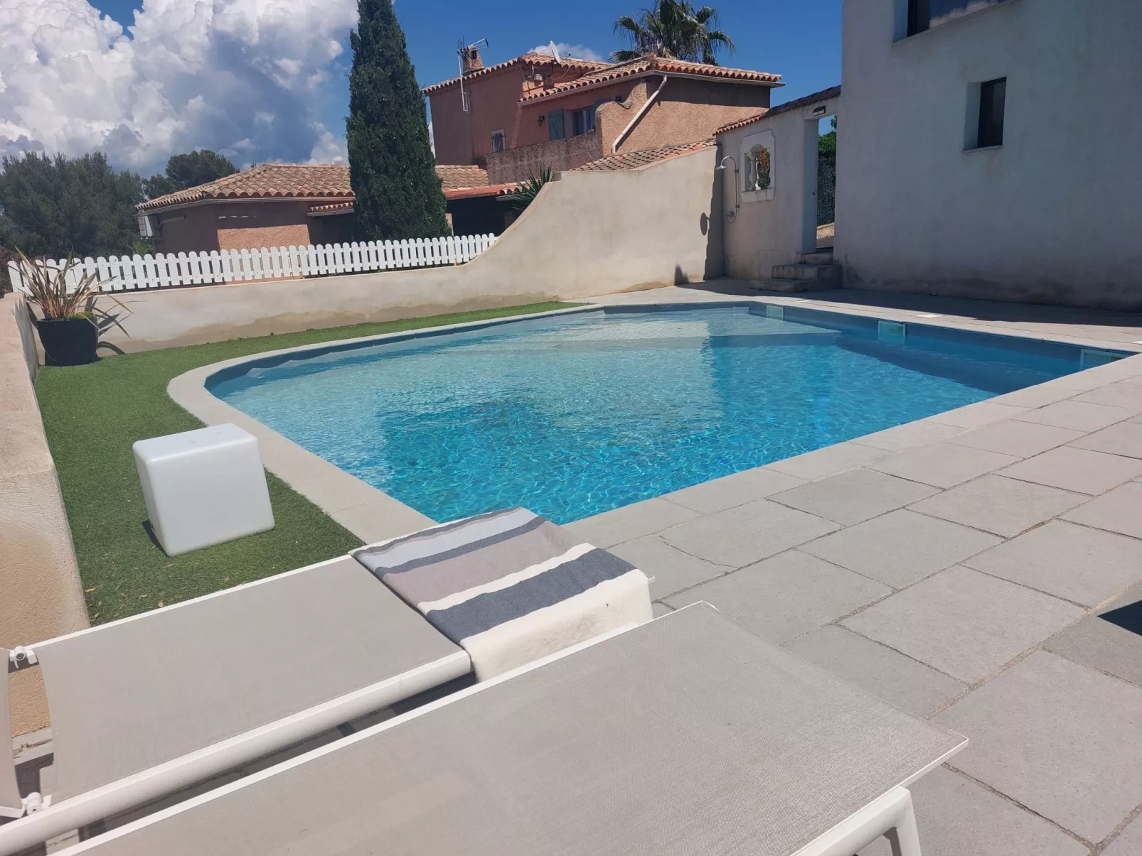 Appartement Bleu Azur-Buiten