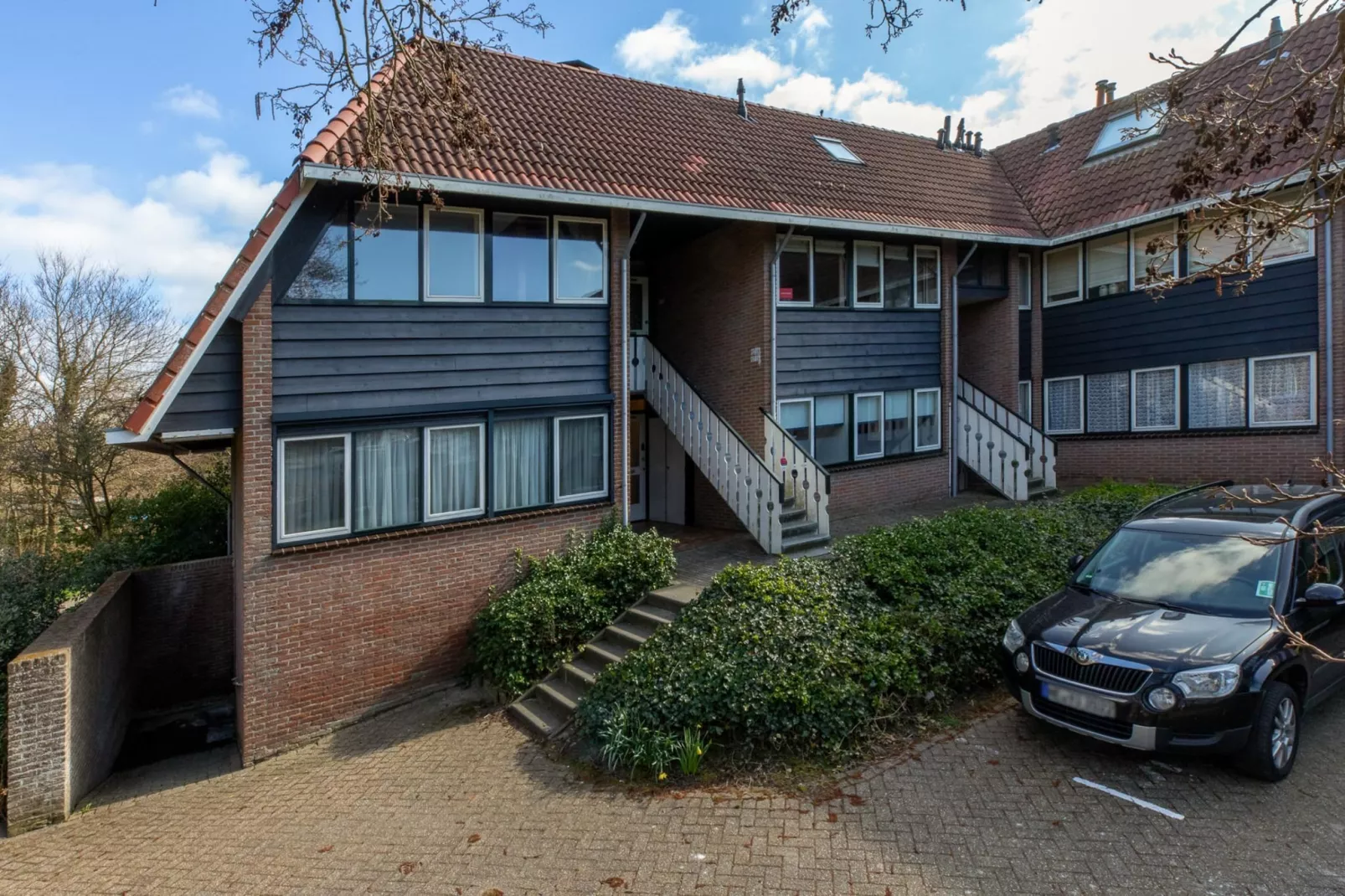 Appartement 'Duinoord' - Duinweg 117-12  Zoutelande-Buitenkant zomer