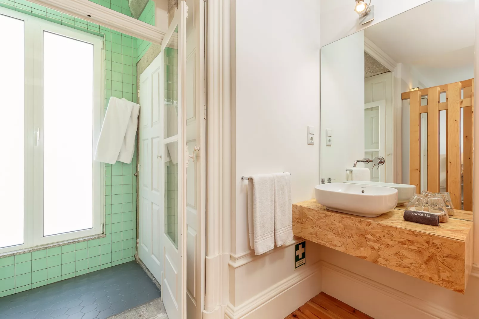YOUROPO - Stories  1T-Badkamer