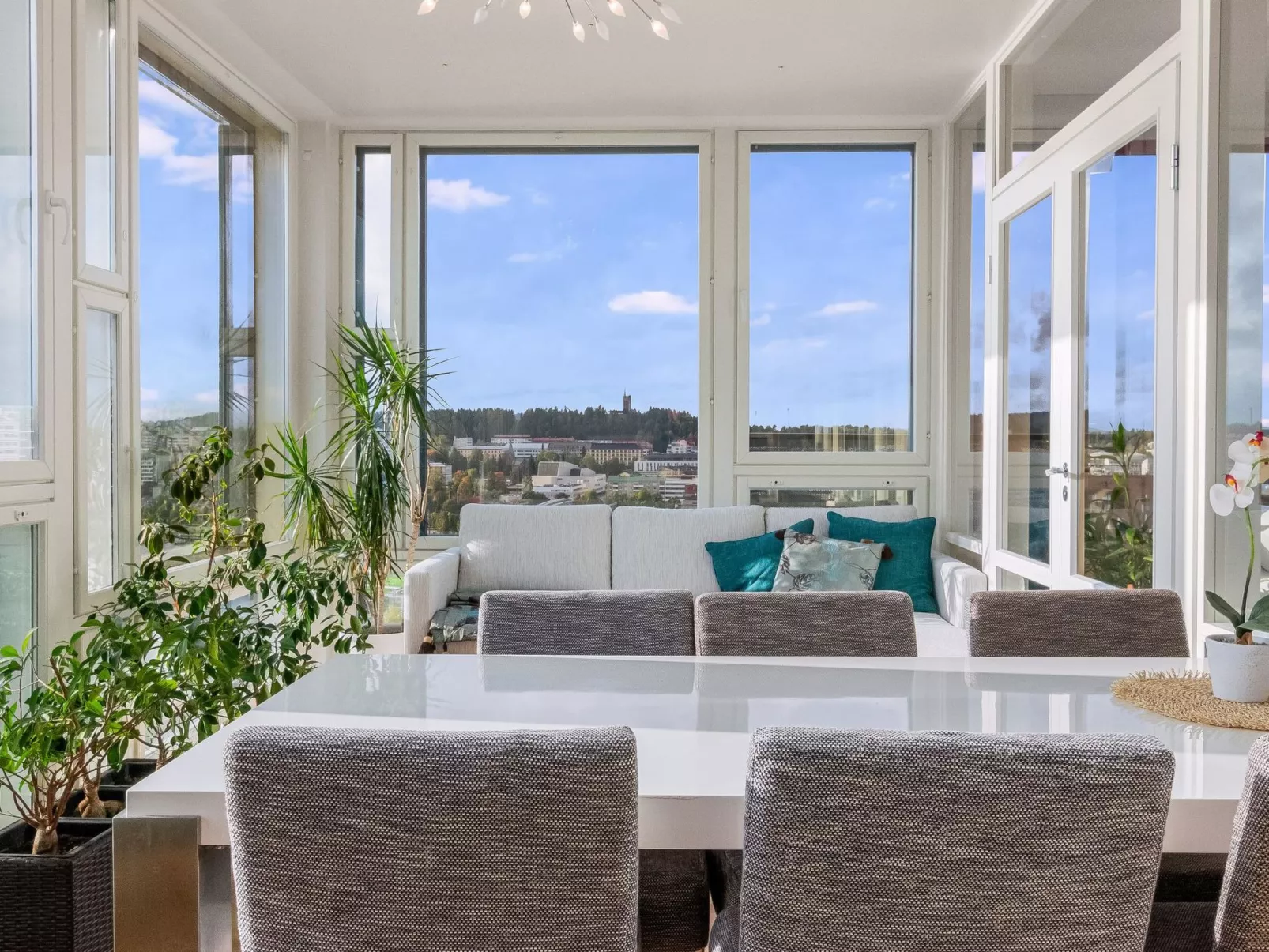 Horisontti penthouse-Binnen