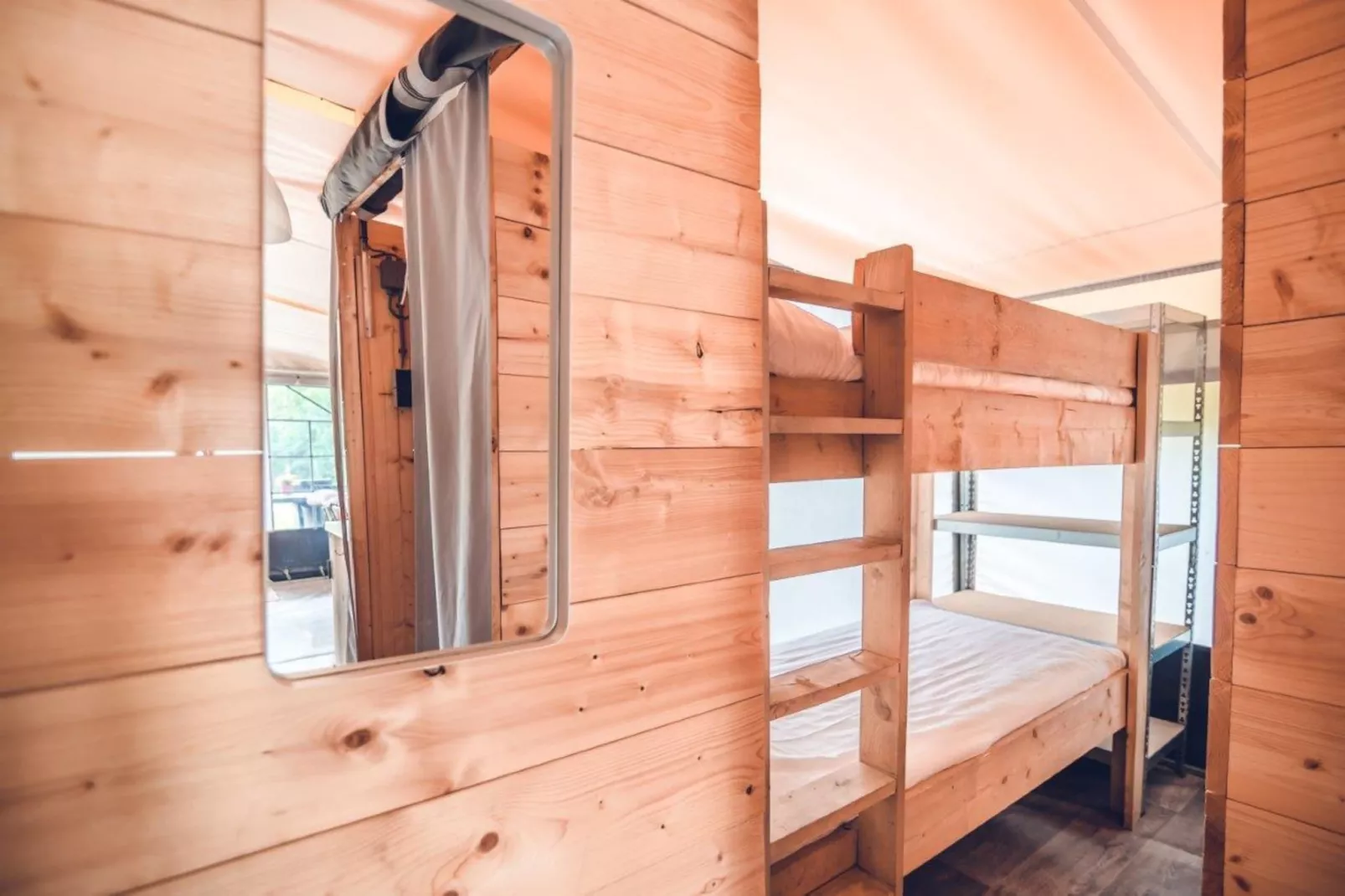 Tent Villa | 2 - 6 people-Slaapkamer