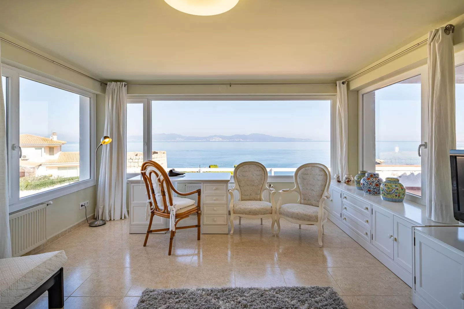 Mireia-Woonkamer