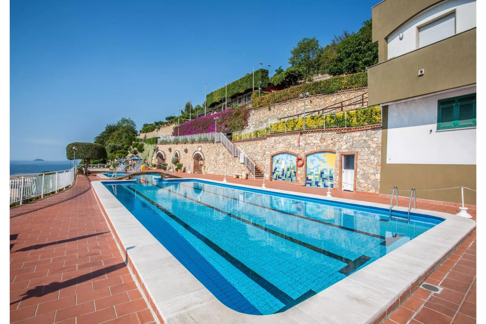 RESIDENCE SANT'ANNA TWO-ROOM APARTMENT 4 PAX B4-Zwembad