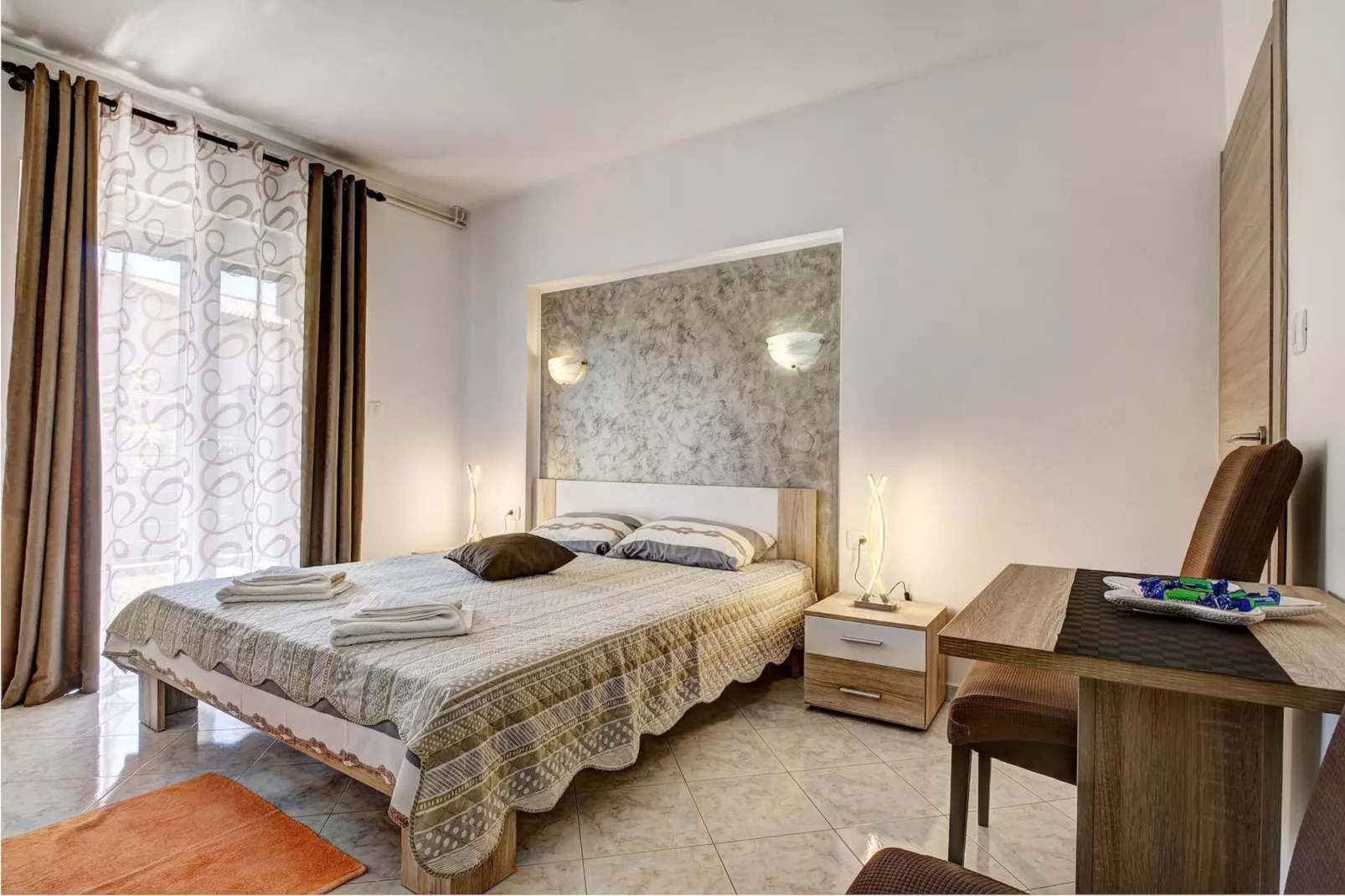 Kajfes A2 - Lovely Studio Apartment with Terrace-Plattegrond
