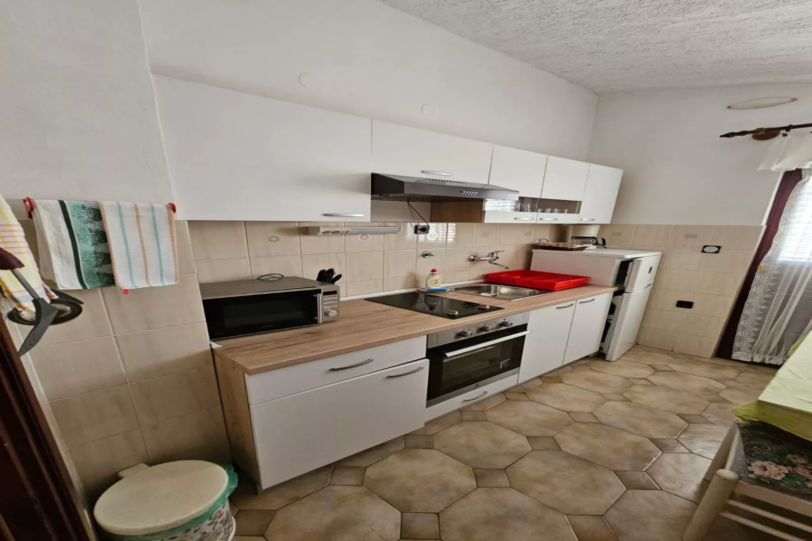 Apartments Nestor - two bedroom apartment A4-Keuken