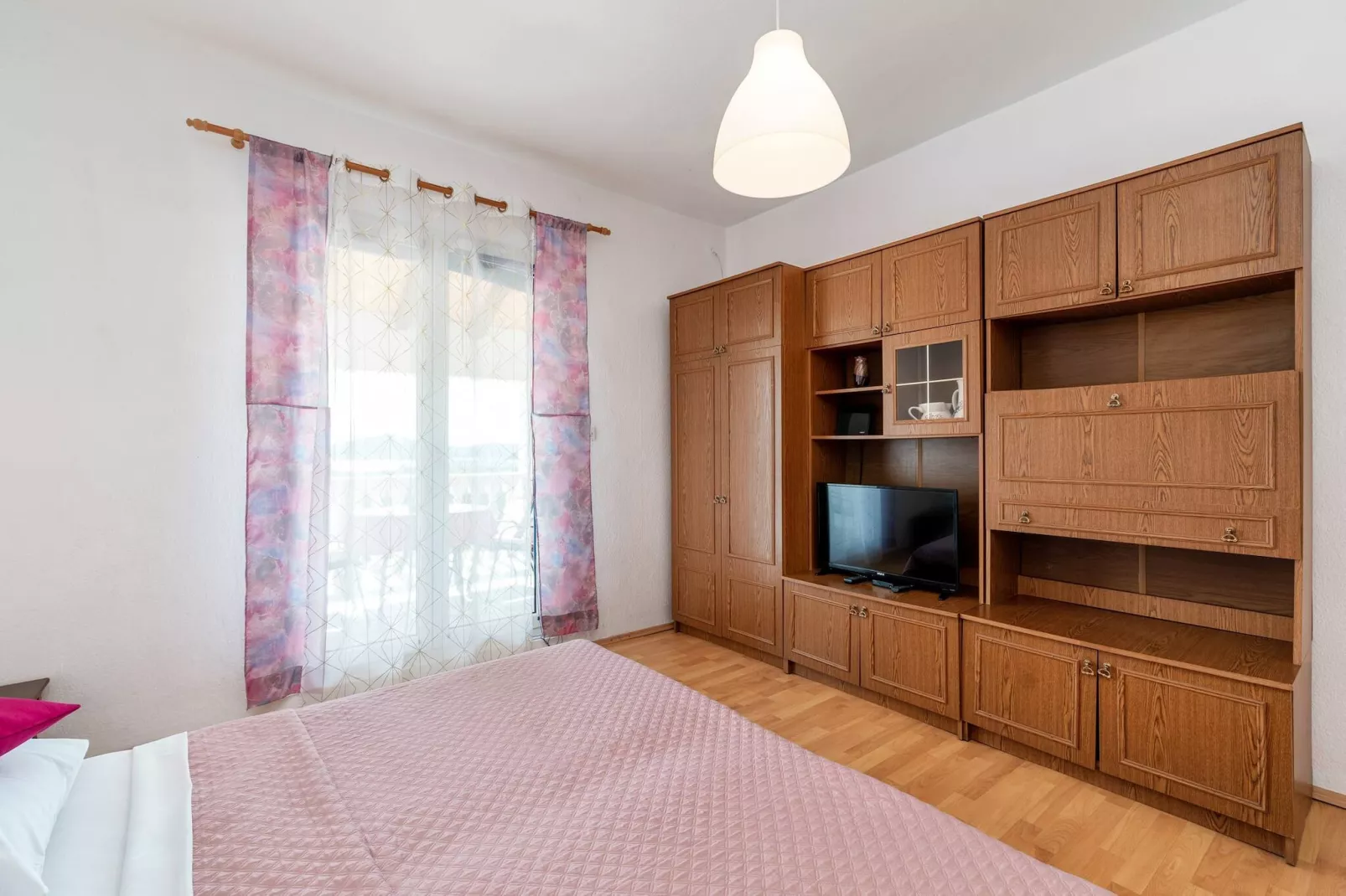 Apartment Lara - two bedroom apartment-Slaapkamer
