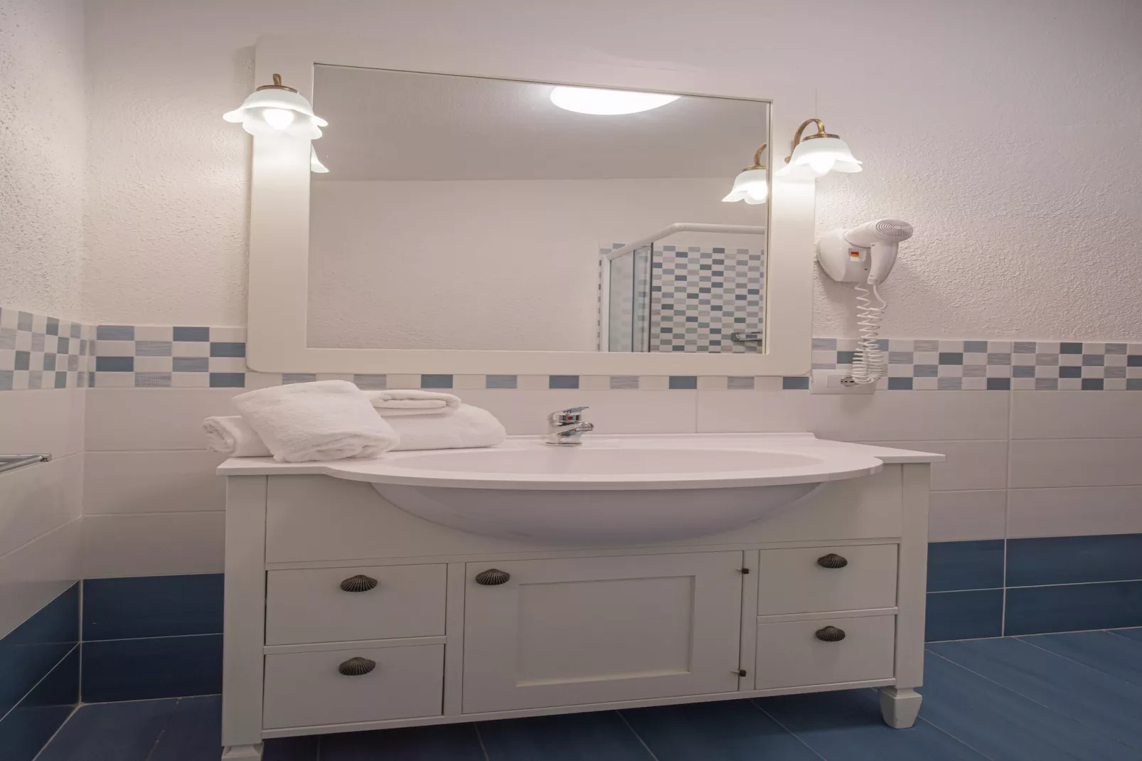 Felix Residence Hotel Costa Serena - App/ APARTMENT TYPE B-Badkamer