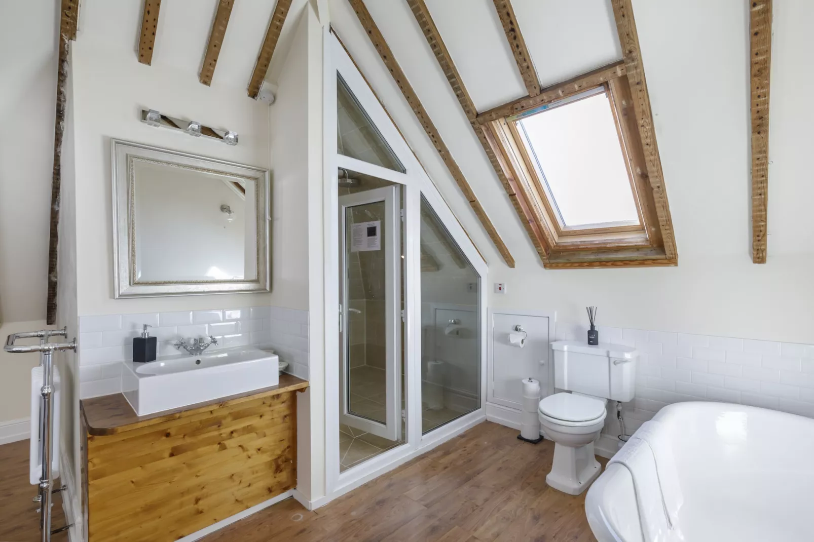 Pittodrie Guest House - Apartment 6-Badkamer