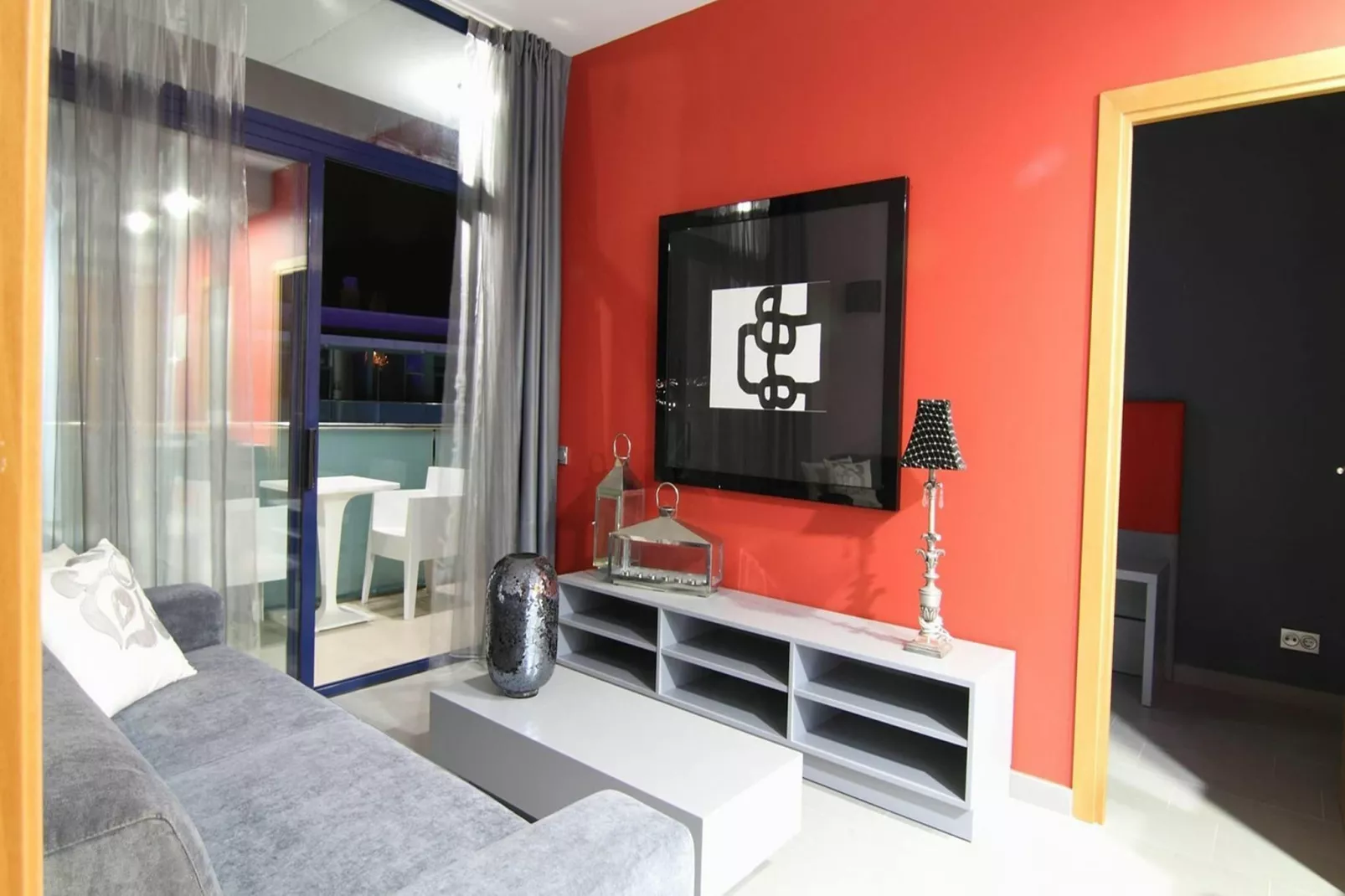 APOLO SUITES RENTALMAR 2/4-Woonkamer