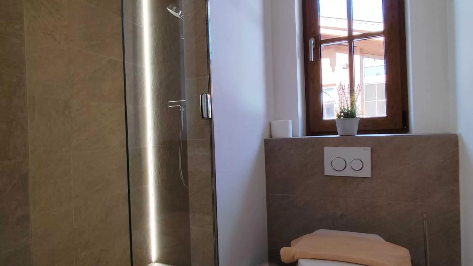 Liftblick Rauris-Badkamer