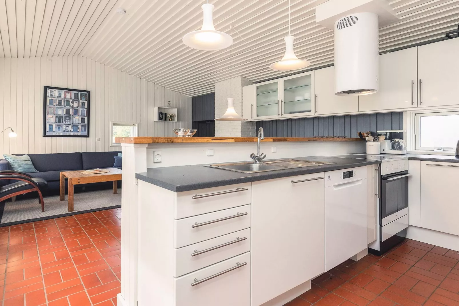 3 vær.,4 pers.STANDARD-Binnen