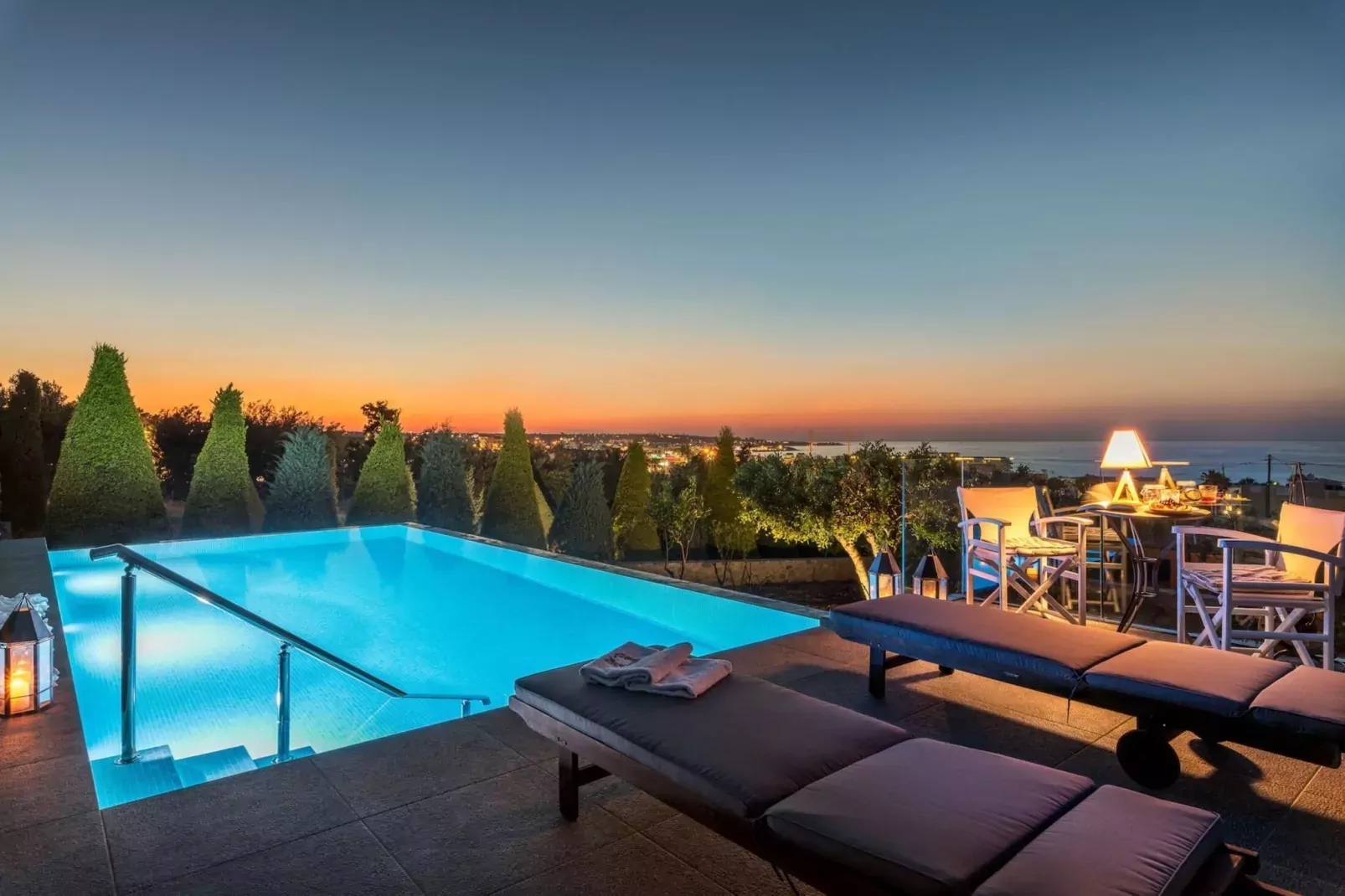 Golden Crest Villa-Zwembad