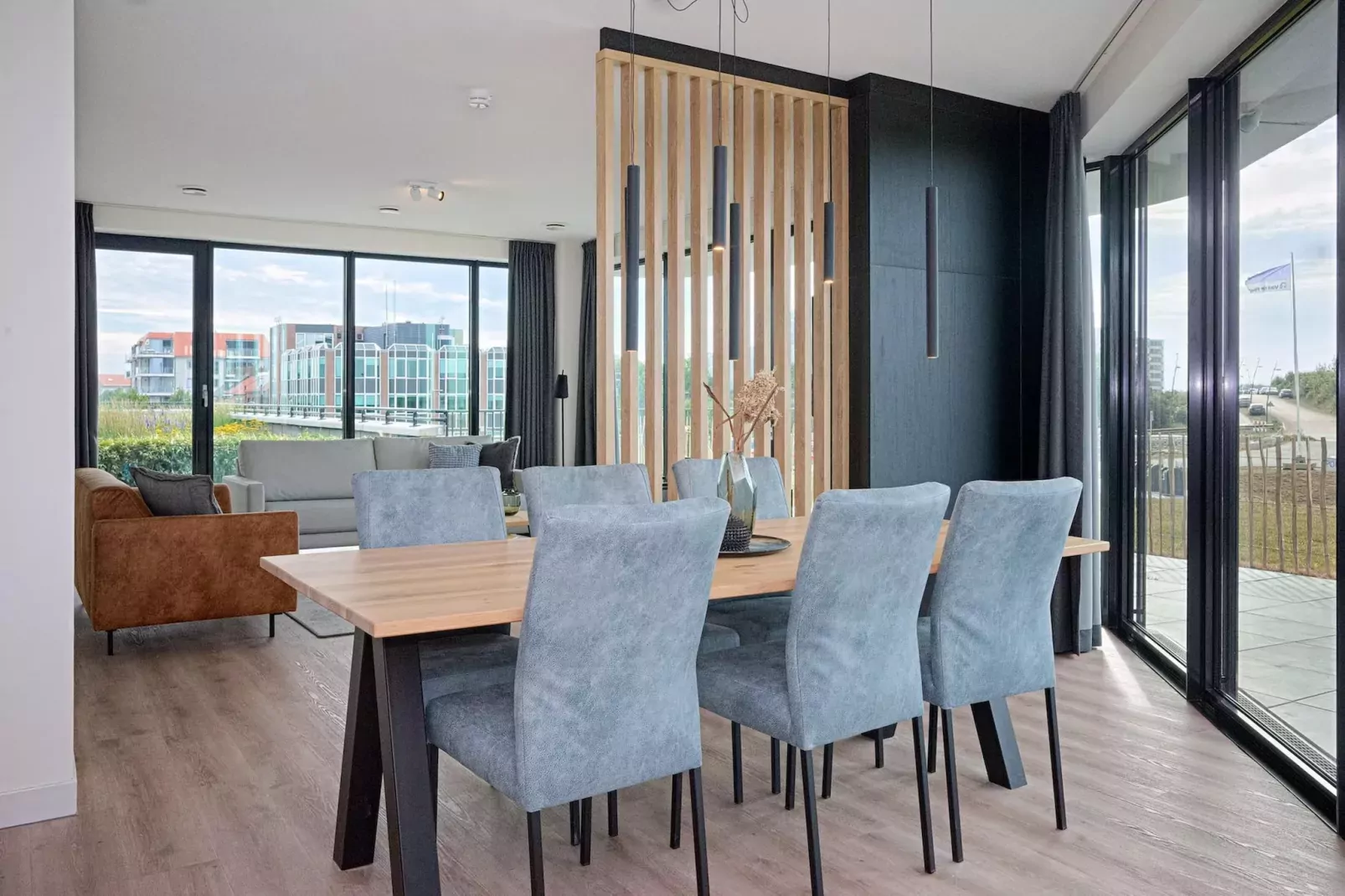 Breskens Apartments & Penthouses 9 - Buitenkant zomer