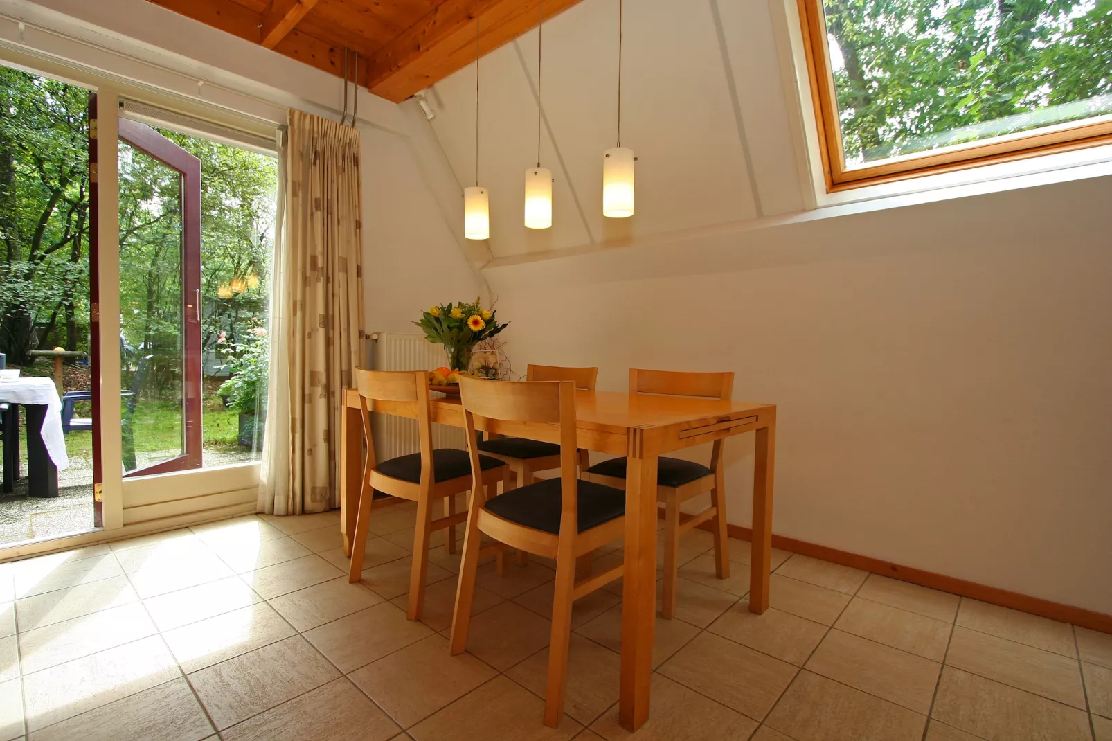 Kleine Vos-Eetkamer