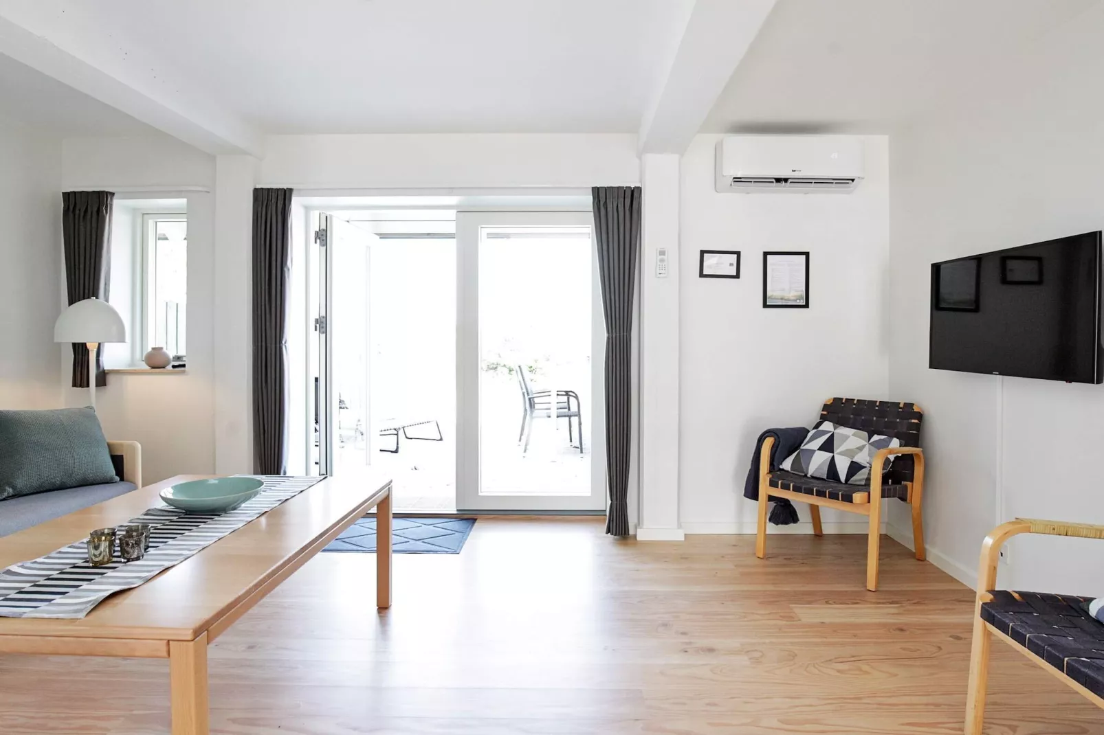 3 rooms app.,2stories,bay view,PLUS-Binnen