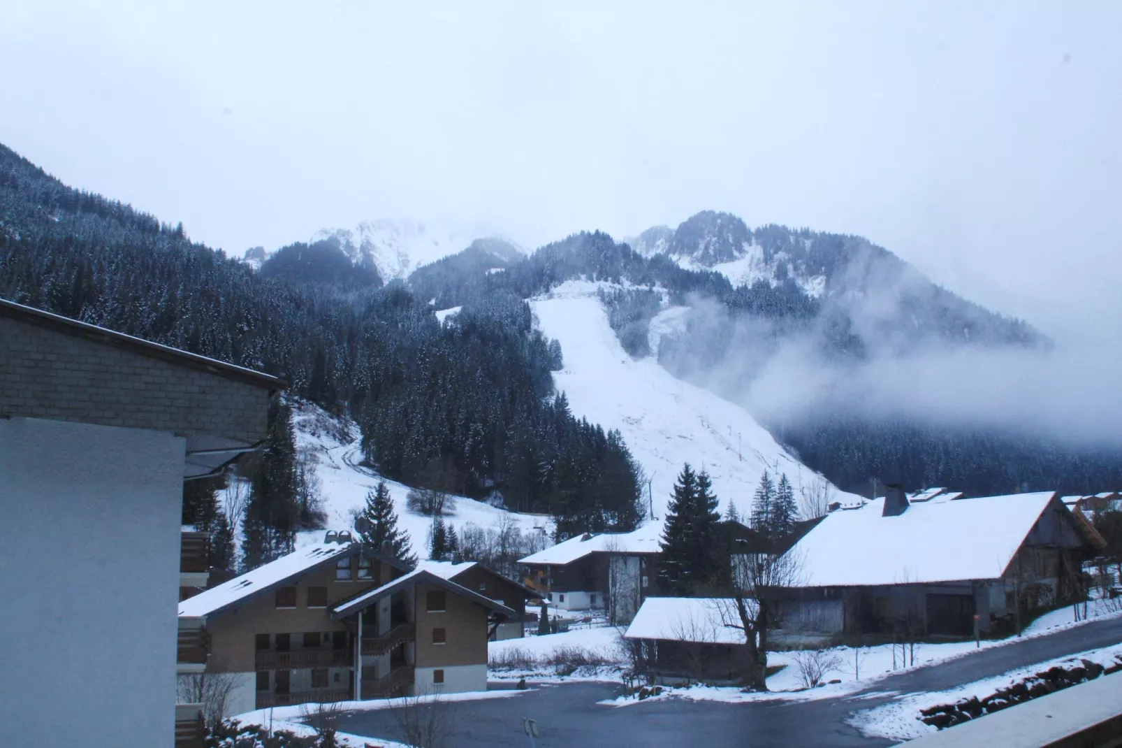 Azalée AZ4 TELECABINE & MOUNTAIN 4 Pers.-Gebied winter 1km