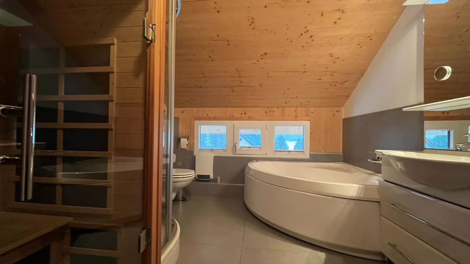 Spatzennest-Badkamer