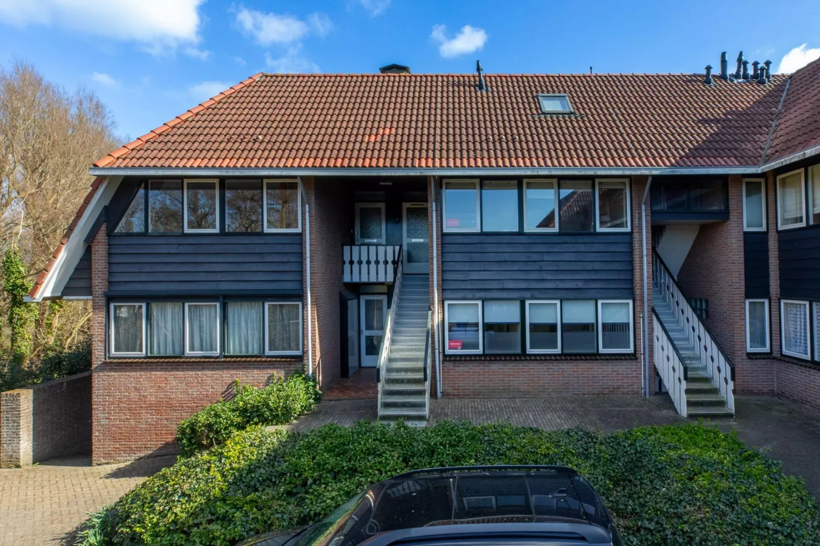 Appartement 'Duinoord' - Duinweg 117-12  Zoutelande-Buitenkant zomer
