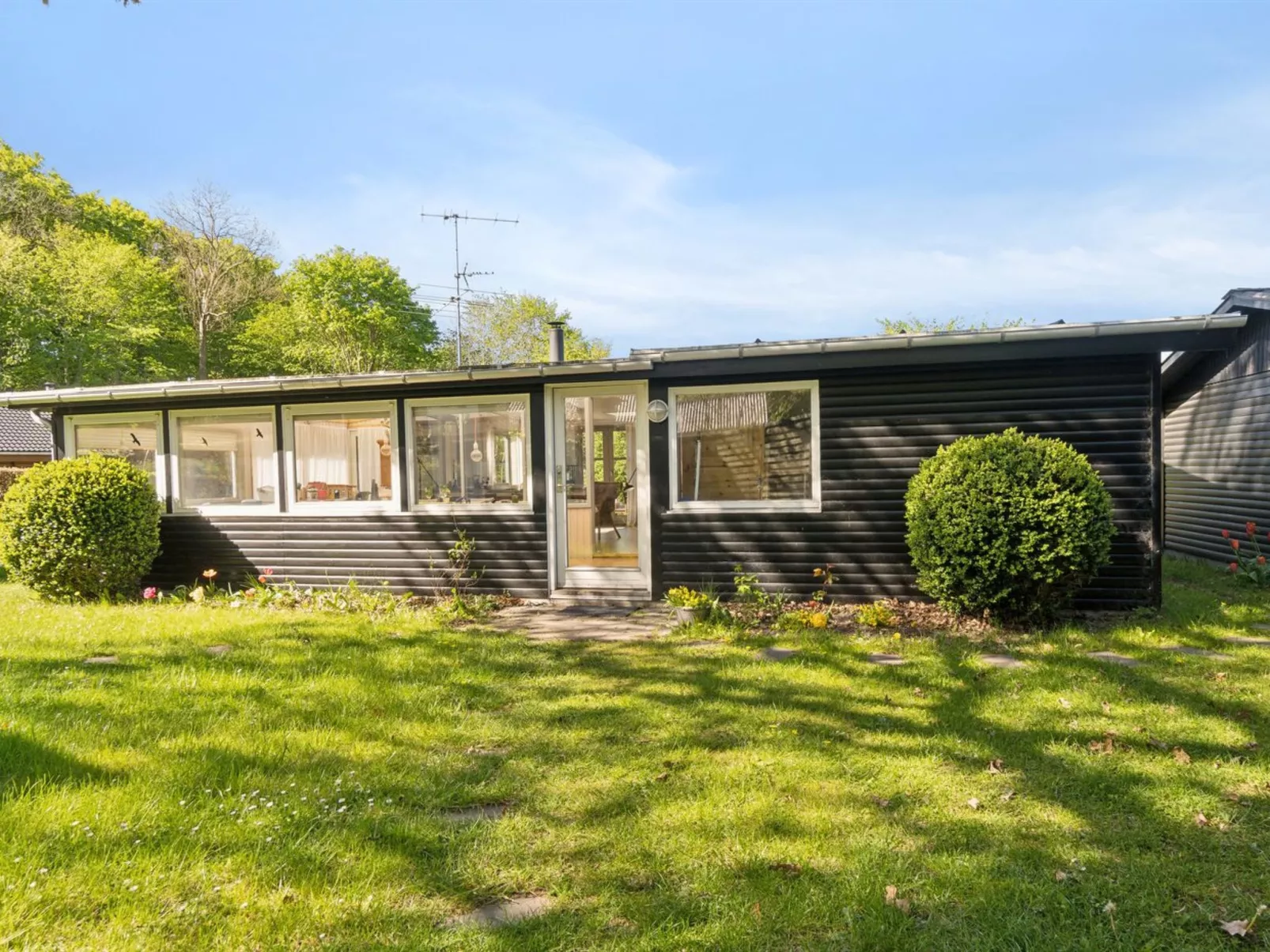 "Todor" - 400m from the sea-Buiten