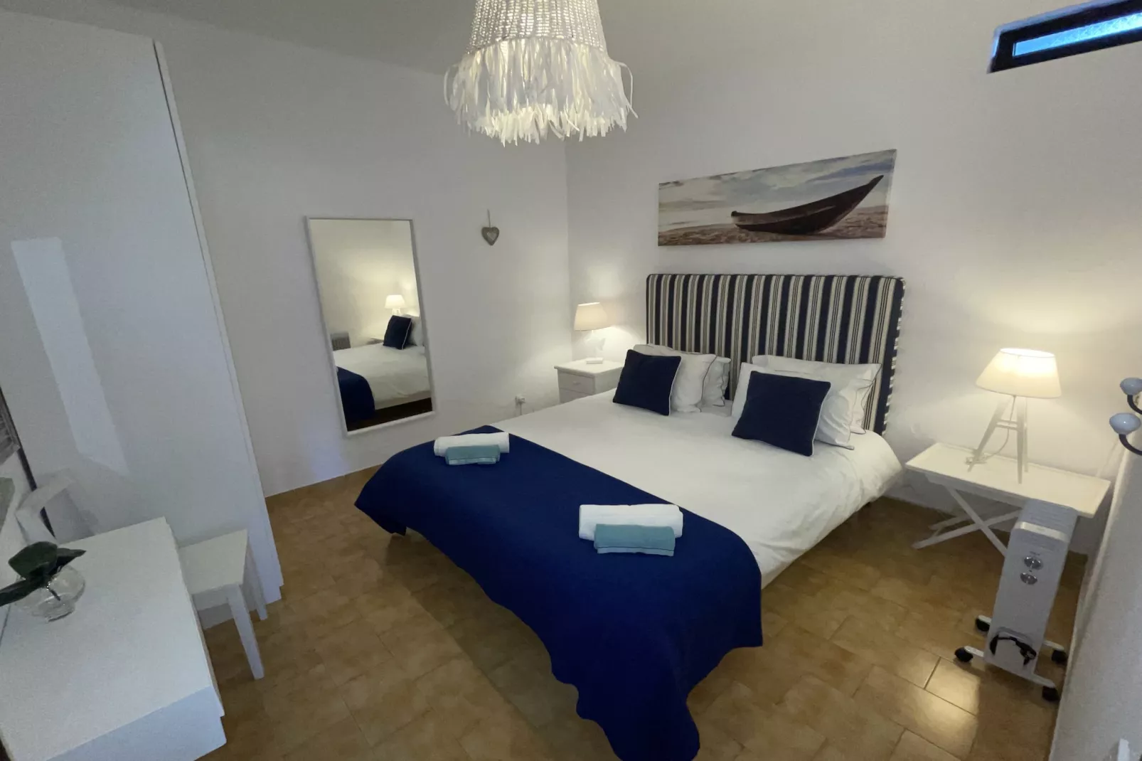 Casa Bacalhau (apartment near Benagil Beach)-Slaapkamer