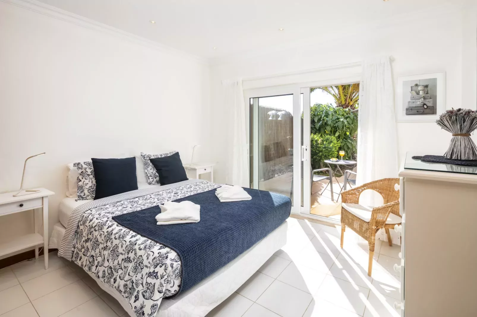 The Palm House - Townhouse at Vale de Milho golf-Slaapkamer