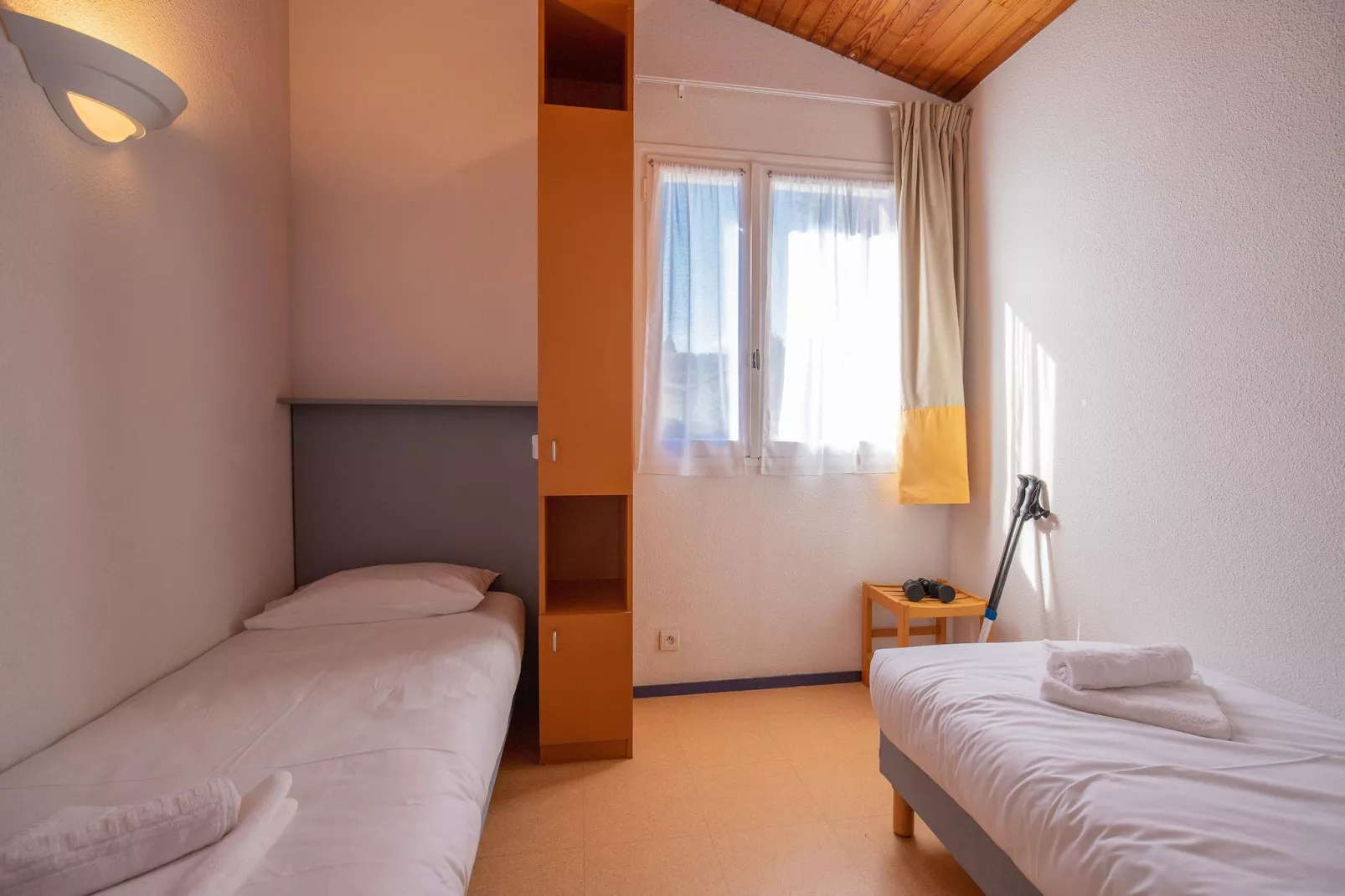 Saint-Jean-Pied-de-Port - Appartement 3 Pièces 5 Personnes 1  bébé-Slaapkamer