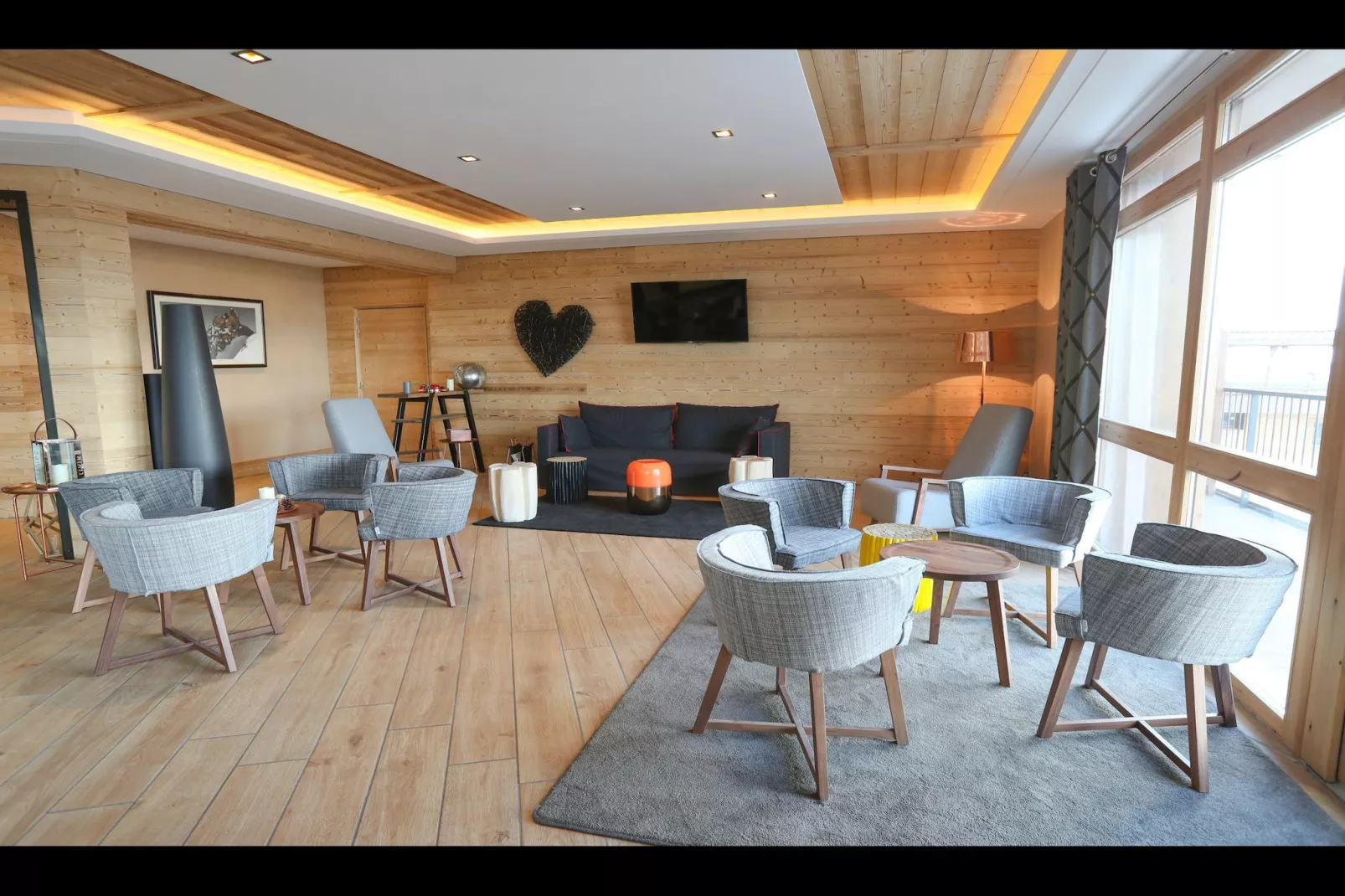 LES MENUIRES_S12V-Woonkamer