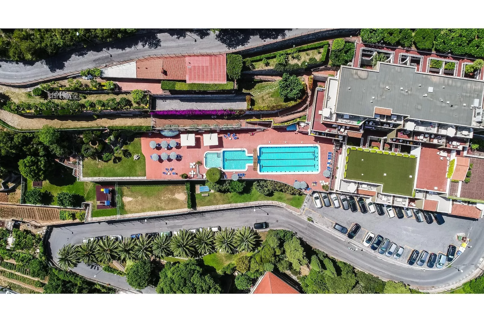 RESIDENCE SANT'ANNA TWO-ROOM APT 5 PAX B5-Buitenkant zomer