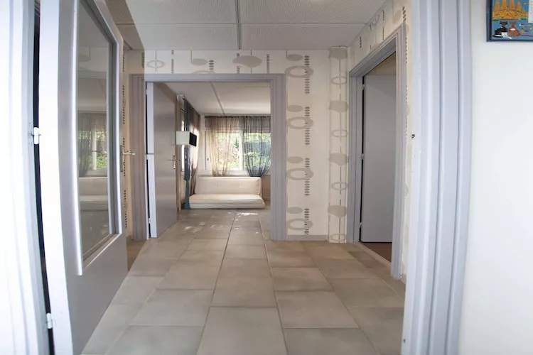 1233 VILA NEUS con piscina-Overloop